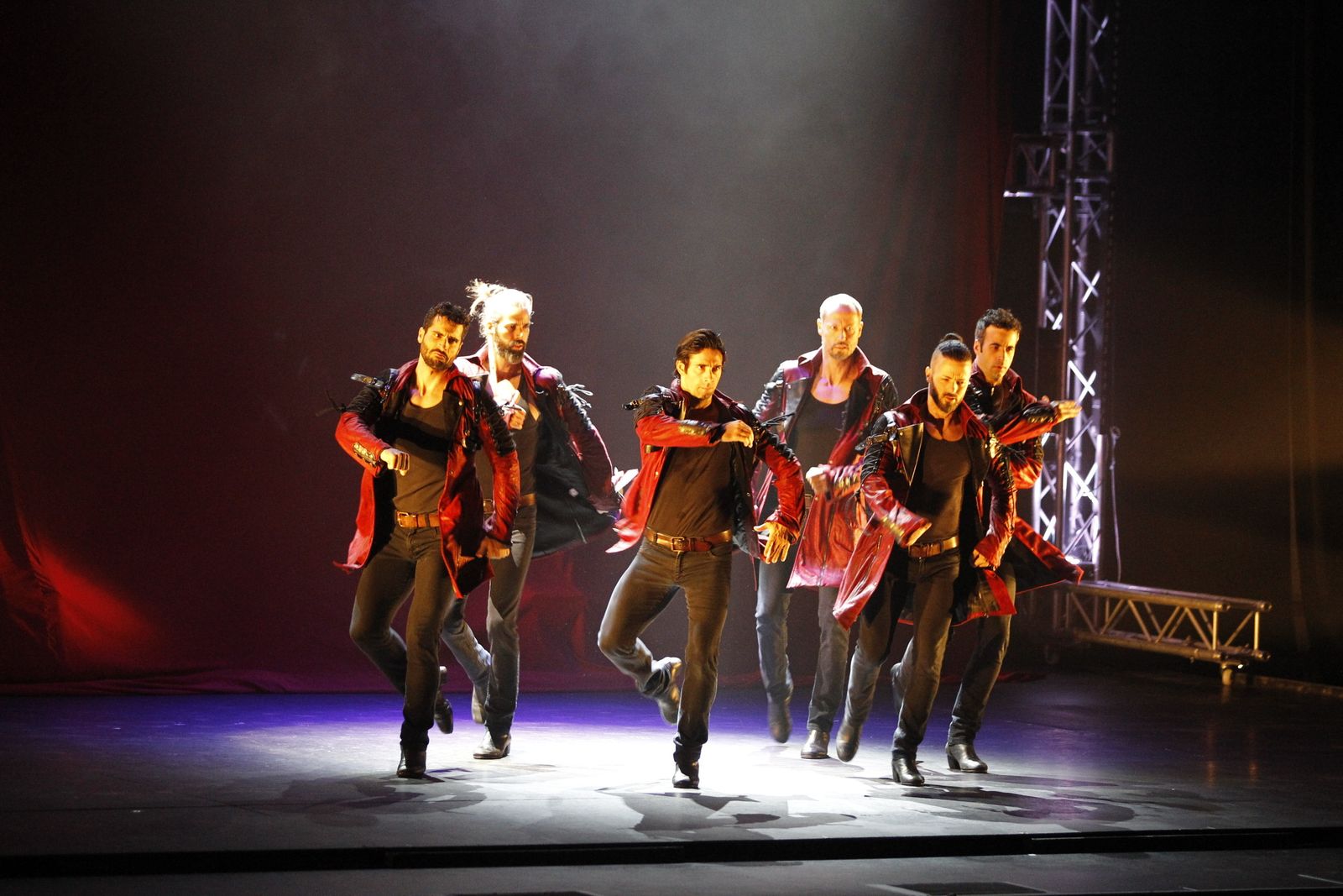 Las imágenes de la actuación del grupo Los Vivancos