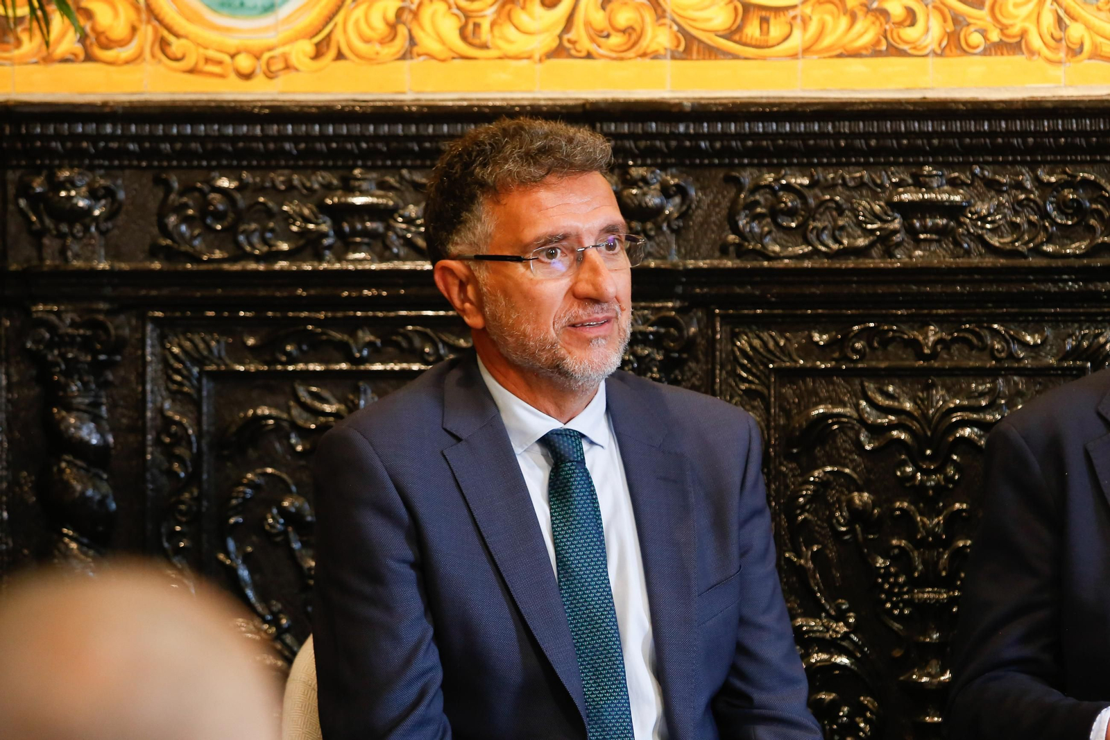 Fotos de la mesa redonda sobre economía azul y sostenibilidad, de las Cátedras Telefónica y la UCA