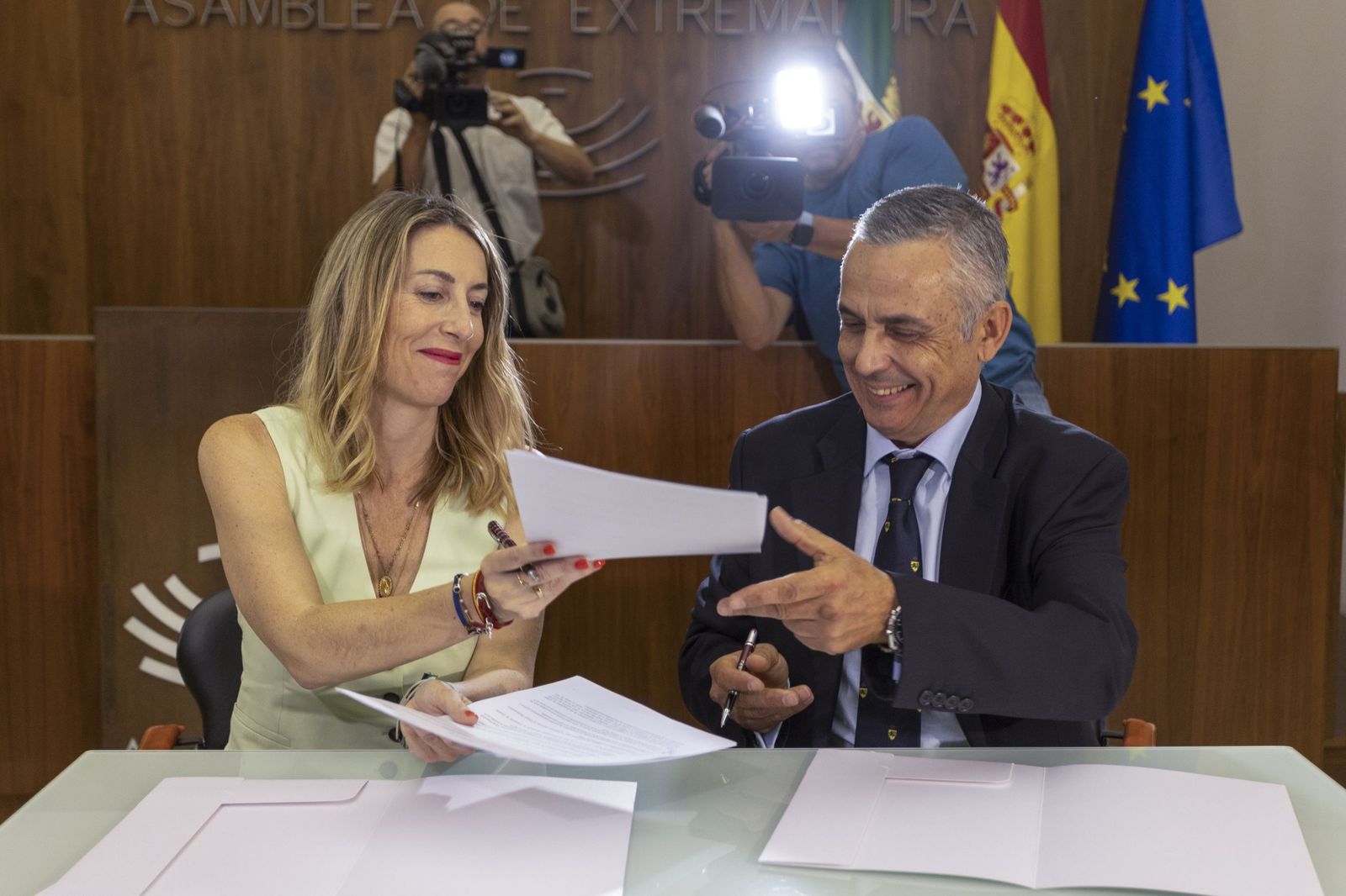 Los candidatos del PP y Vox en Extremadura.