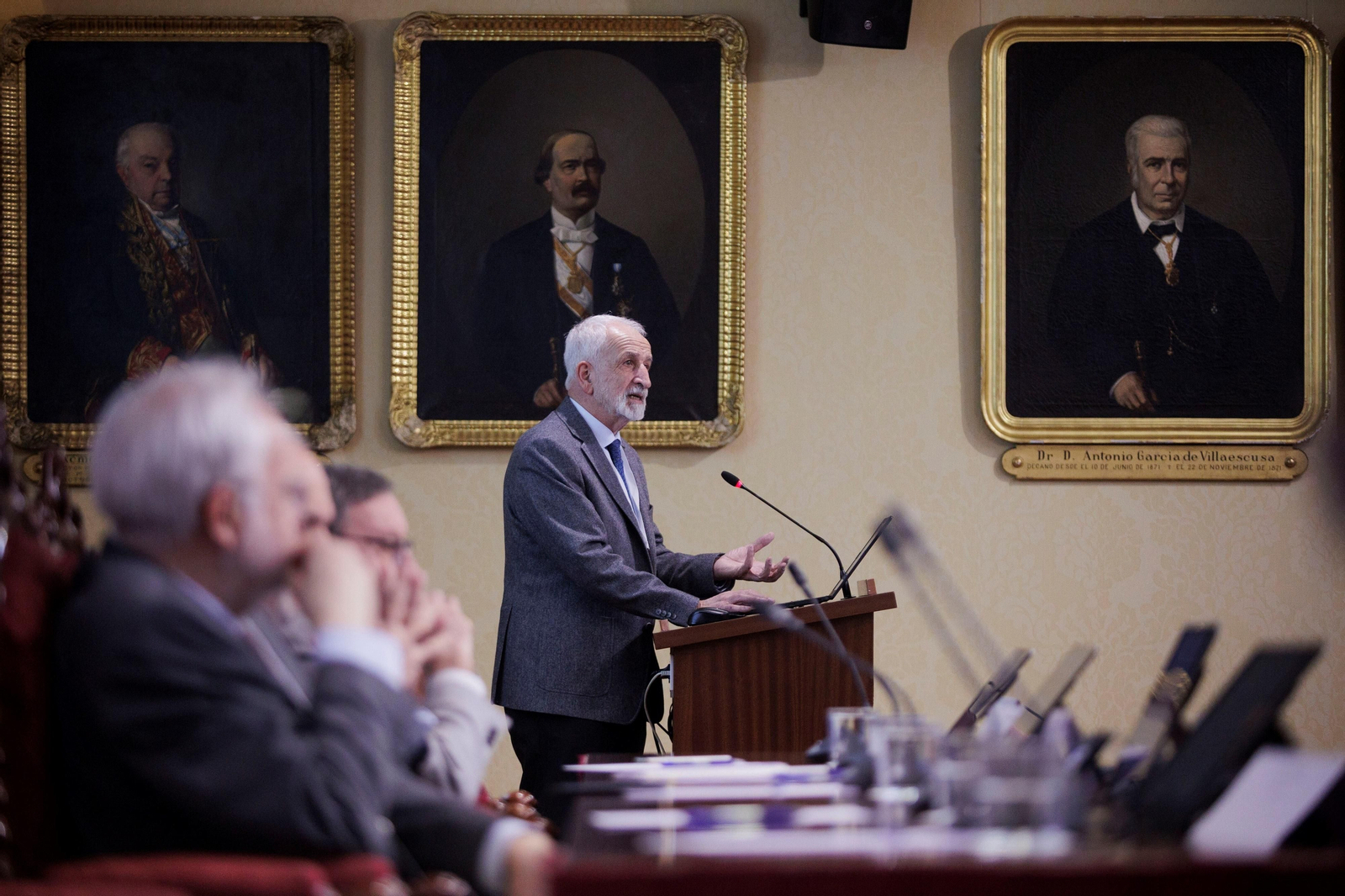 El académico Salvador Gutiérrez, durante su intervención de ayer en el Congreso de la Lengua.