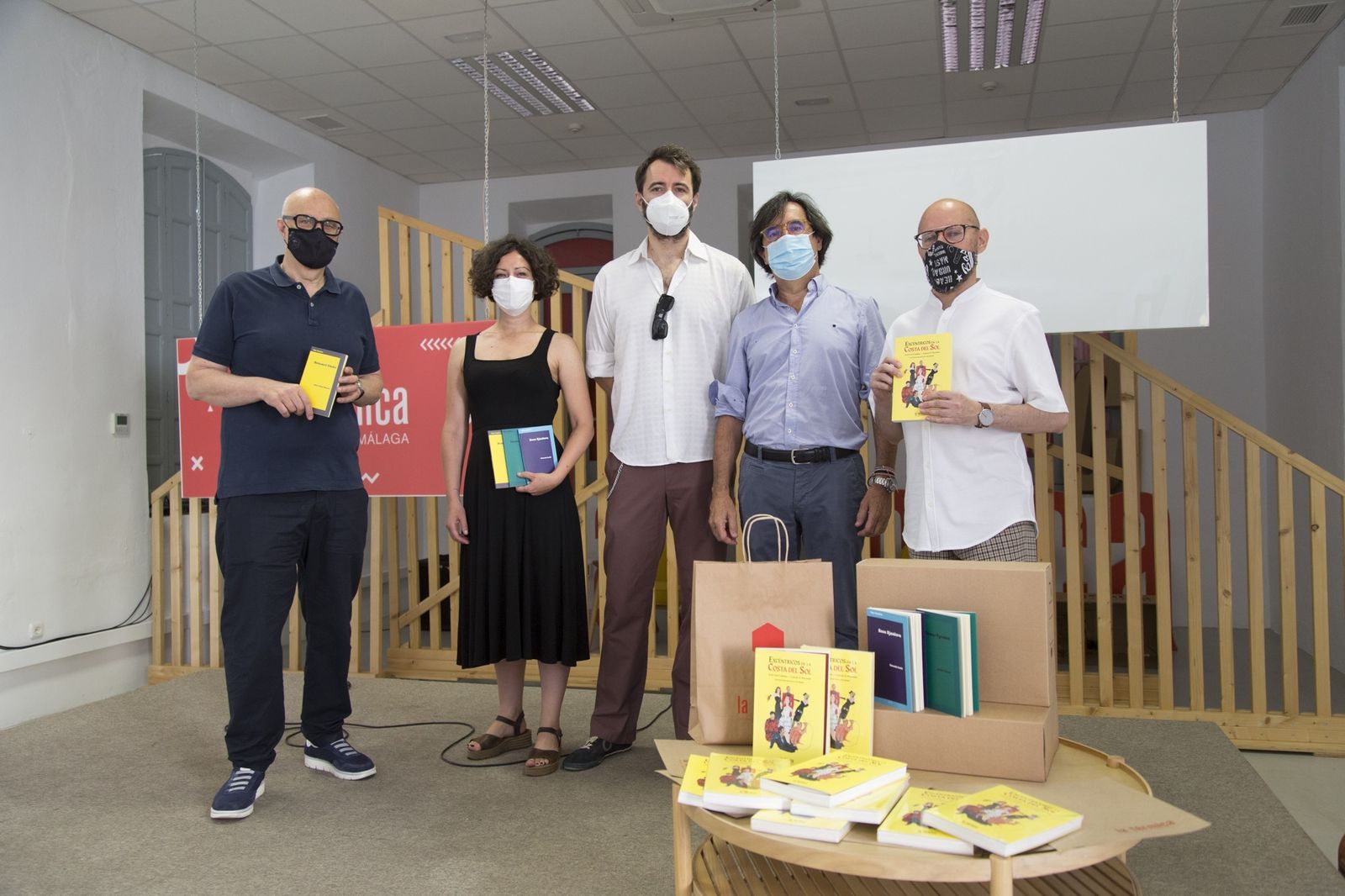 Presentación de las nuevas publicaciones de La Térmica, este lunes, en el centro.