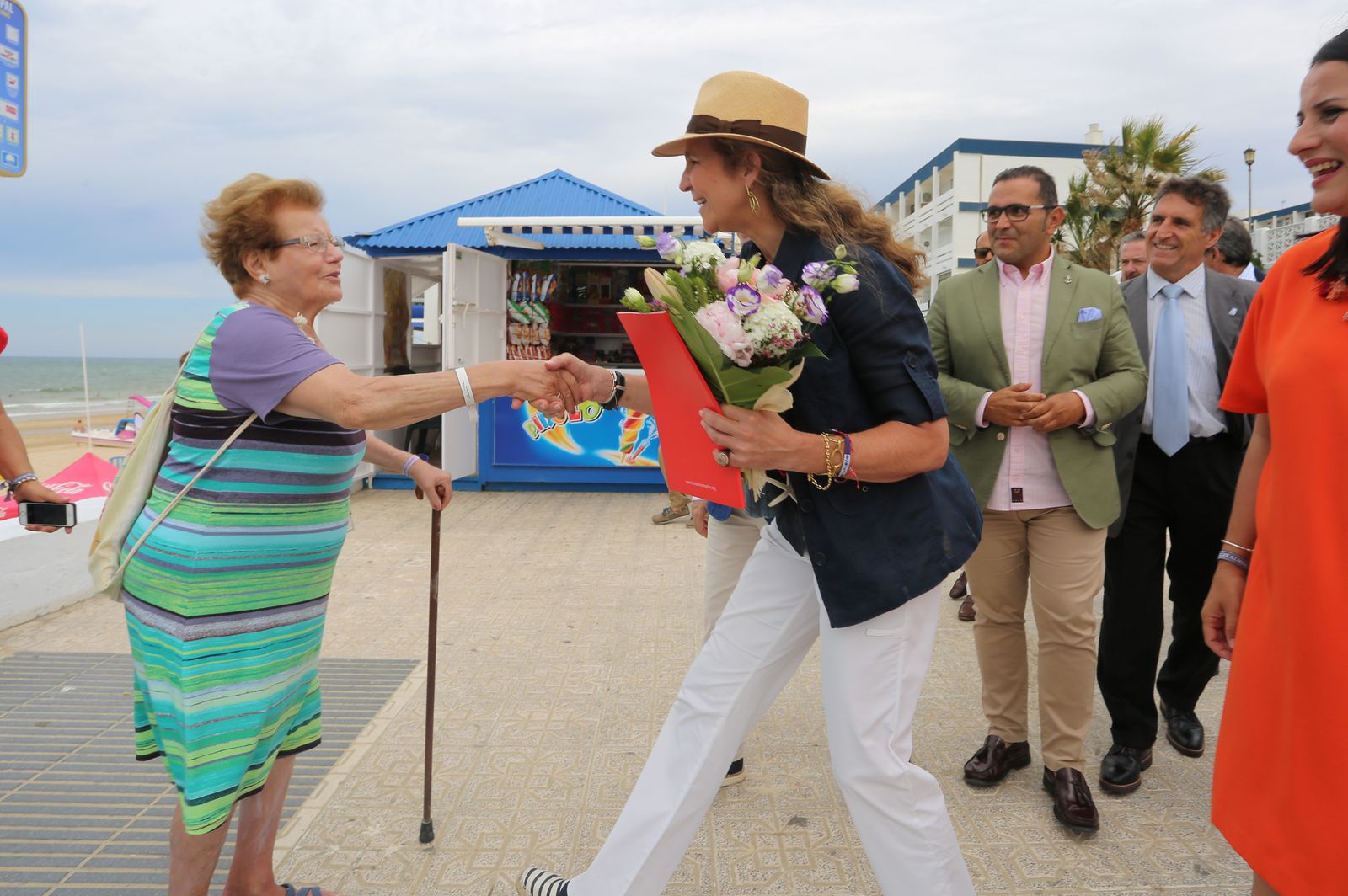 La Infanta Doña Elena asiste a varios talleres de prevención de la fundación Mapfre, en imágenes