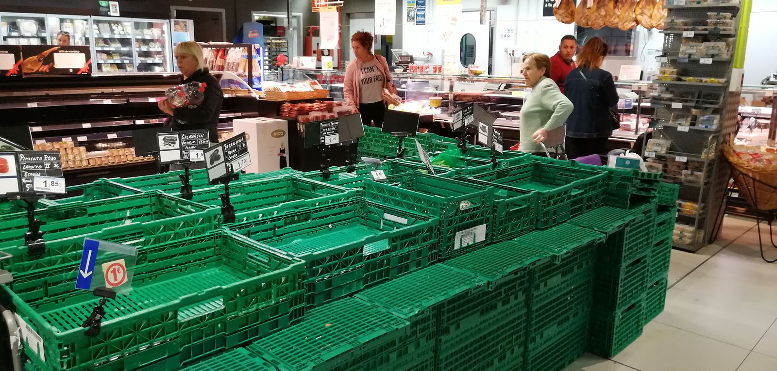 Las imágenes del Estado de Alarma en Almería por el Coronavirus COVID-19