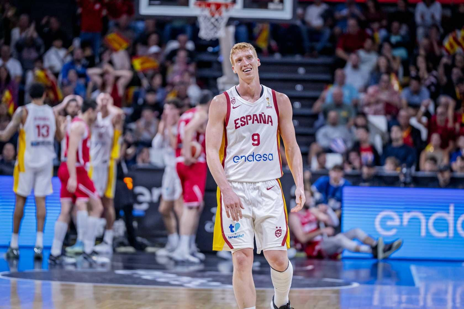 España y Alberto Díaz doman a Georgia