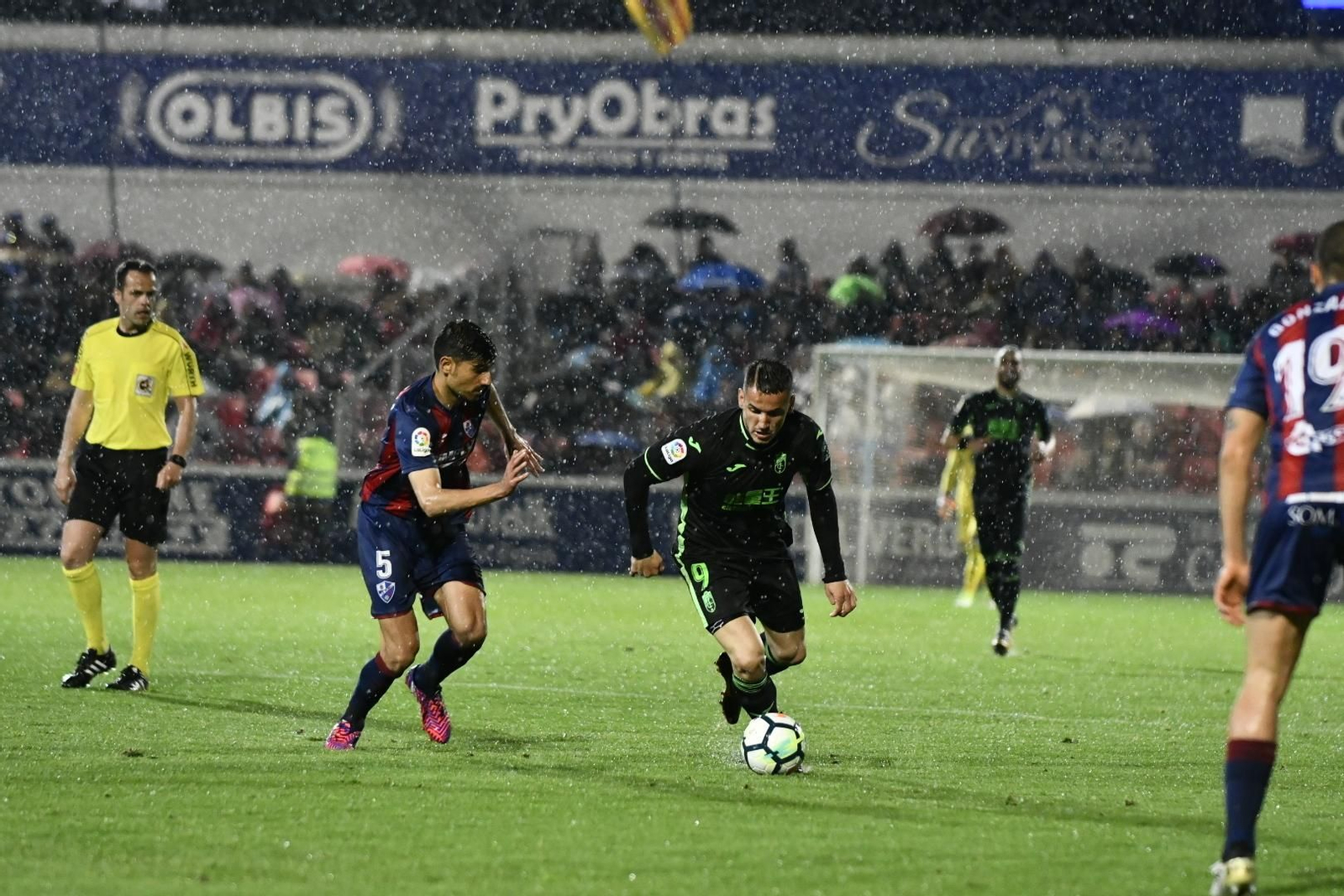 El Huesca-Granada CF, en imágenes