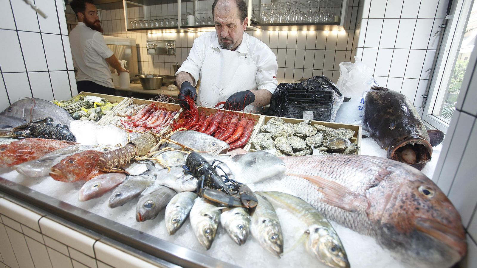 La Costa de Cádiz es el principal proveedor del restaurante de la céntrica calle Orfila