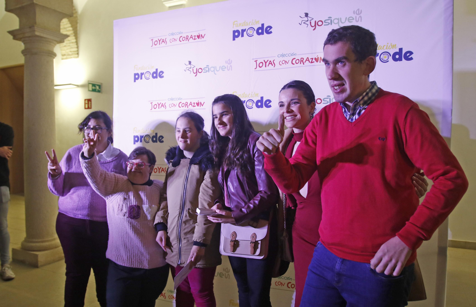 Presentación de 'Joyas con corazón', de Yosíquesé y Prode
