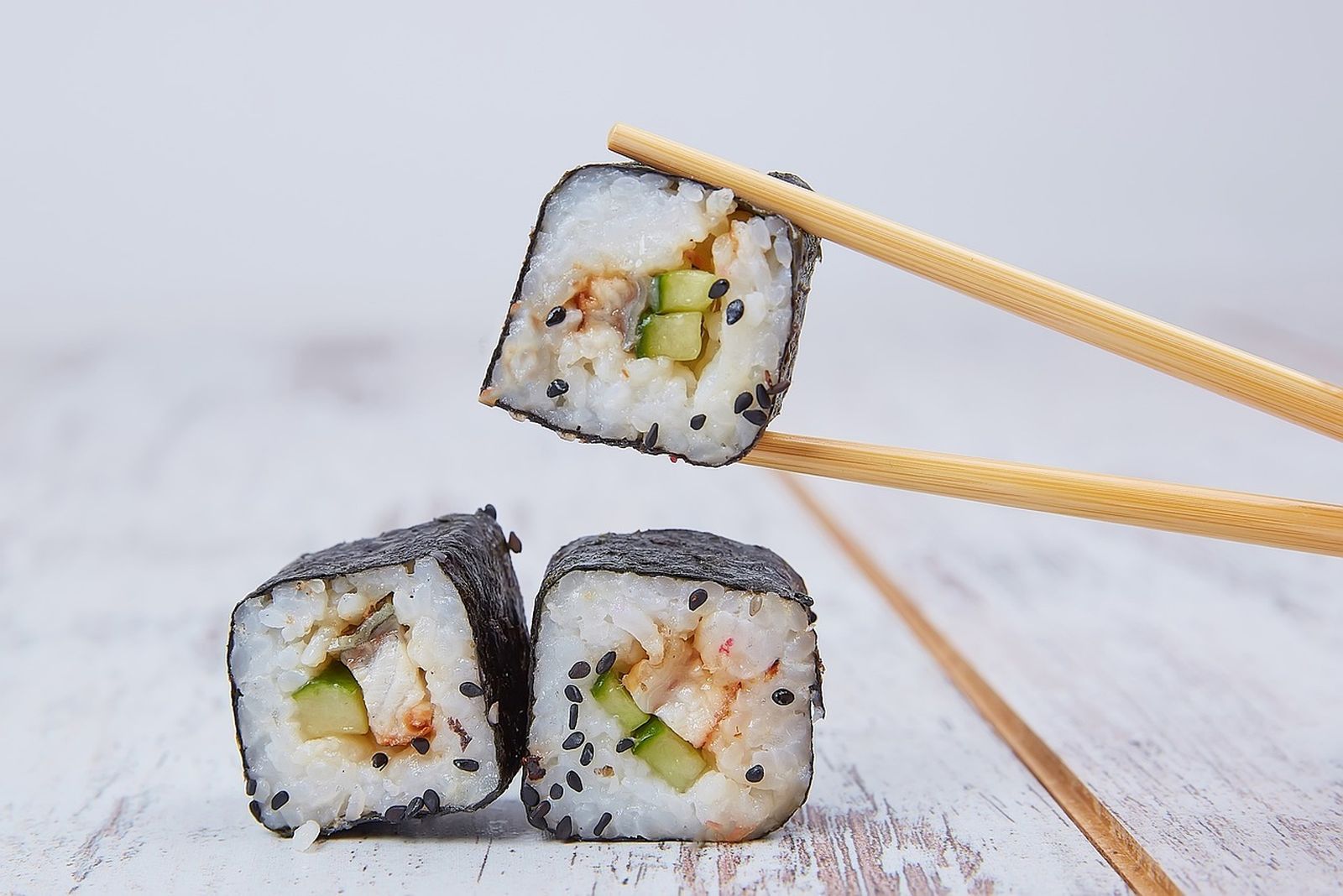 Keriorrea, el desagradable efecto secundario que puede causarte este tipo de sushi