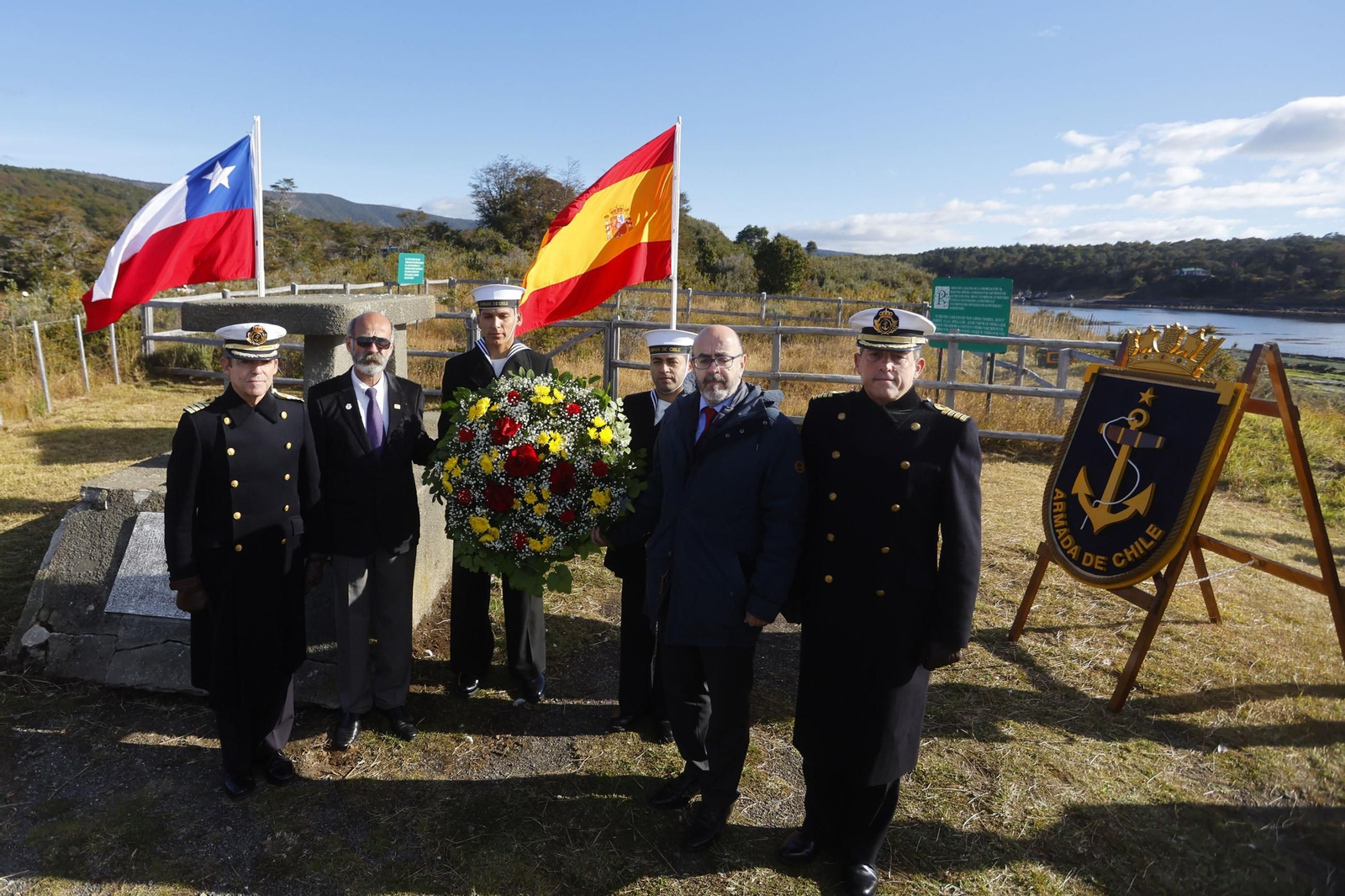 Las imágenes del 'Juan Sebastián de Elcano' en Punta Arenas (Chile)