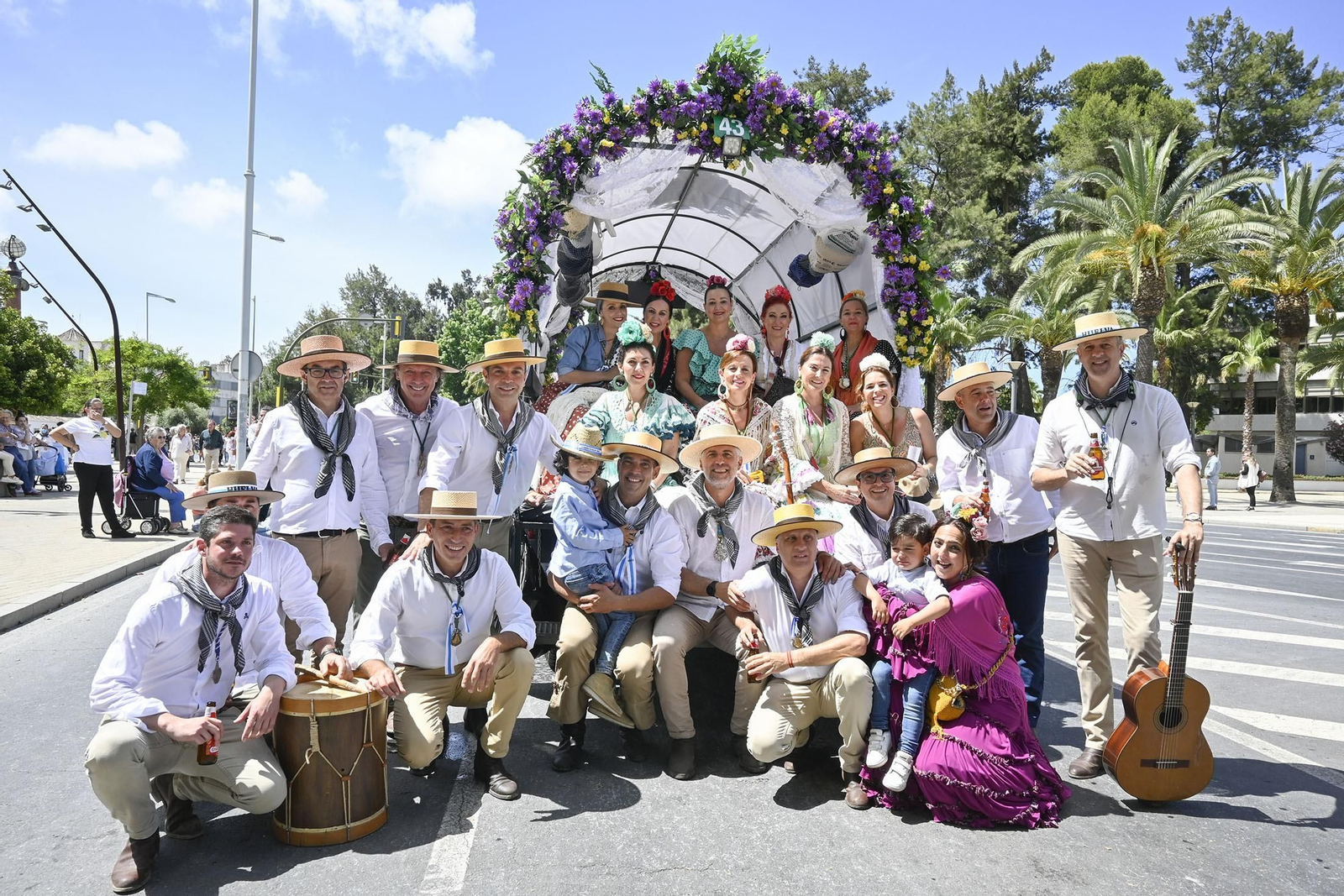 Todos los rocieros de la comitiva de la Hermandad de Huelva, en imágenes