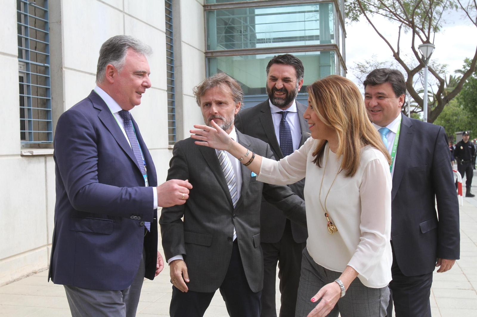 Diversas autoridades quisieron acompañar a la campeona en la gran final.
