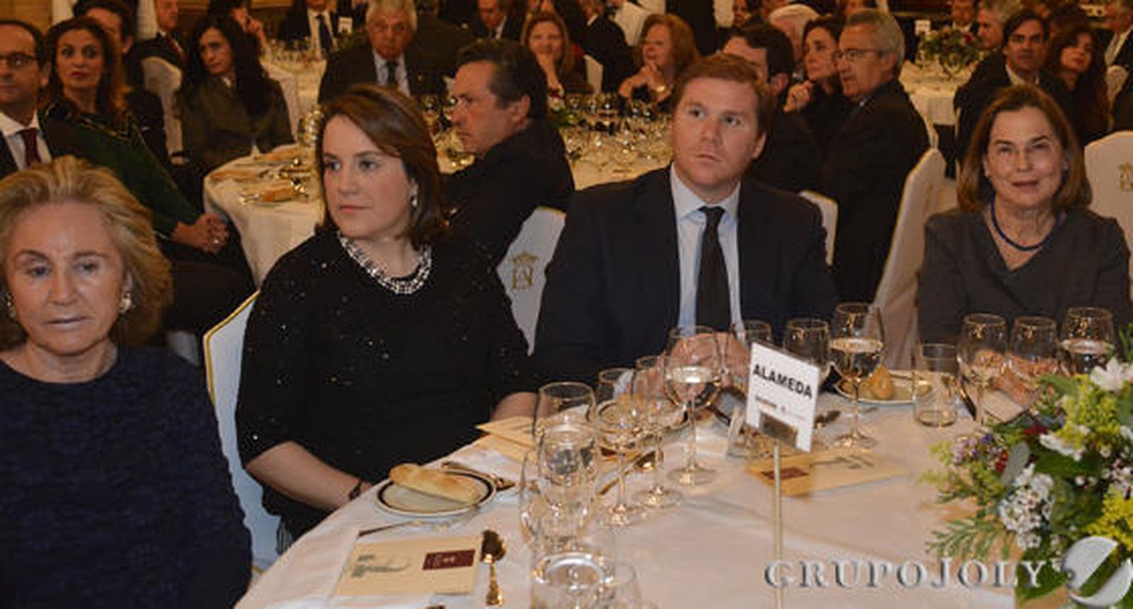 Blanca Escuin y Javier Moya, en el centro. / Reportaje gráfico: Antonio Pizarro, Juan Carlos Muñoz y Juan Carlos Vázquez