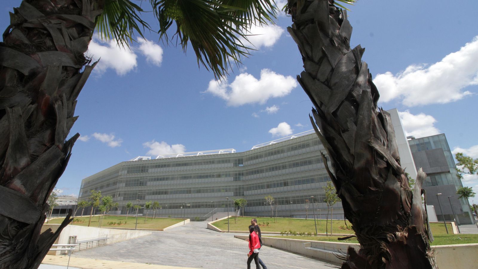 La ETSI abrió definitivamente sus puertas.