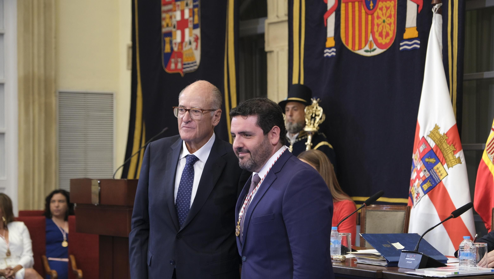 Imágenes del acto de constitución de la Diputación de Almería