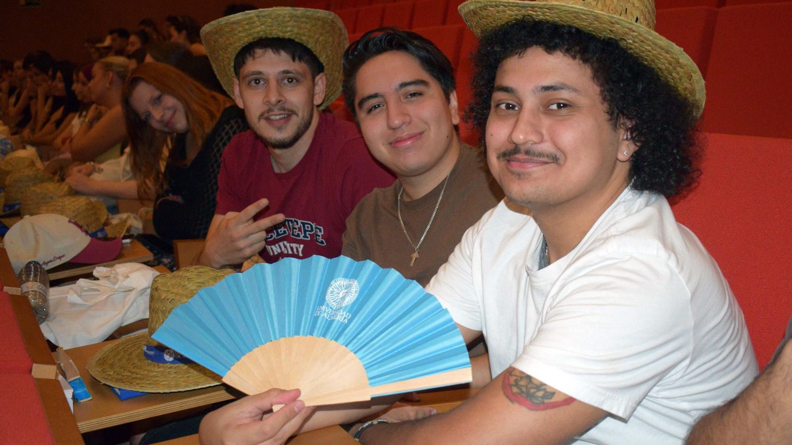 Jornada de bienvenida de los estudiantes extranjeros al campus de la UAL