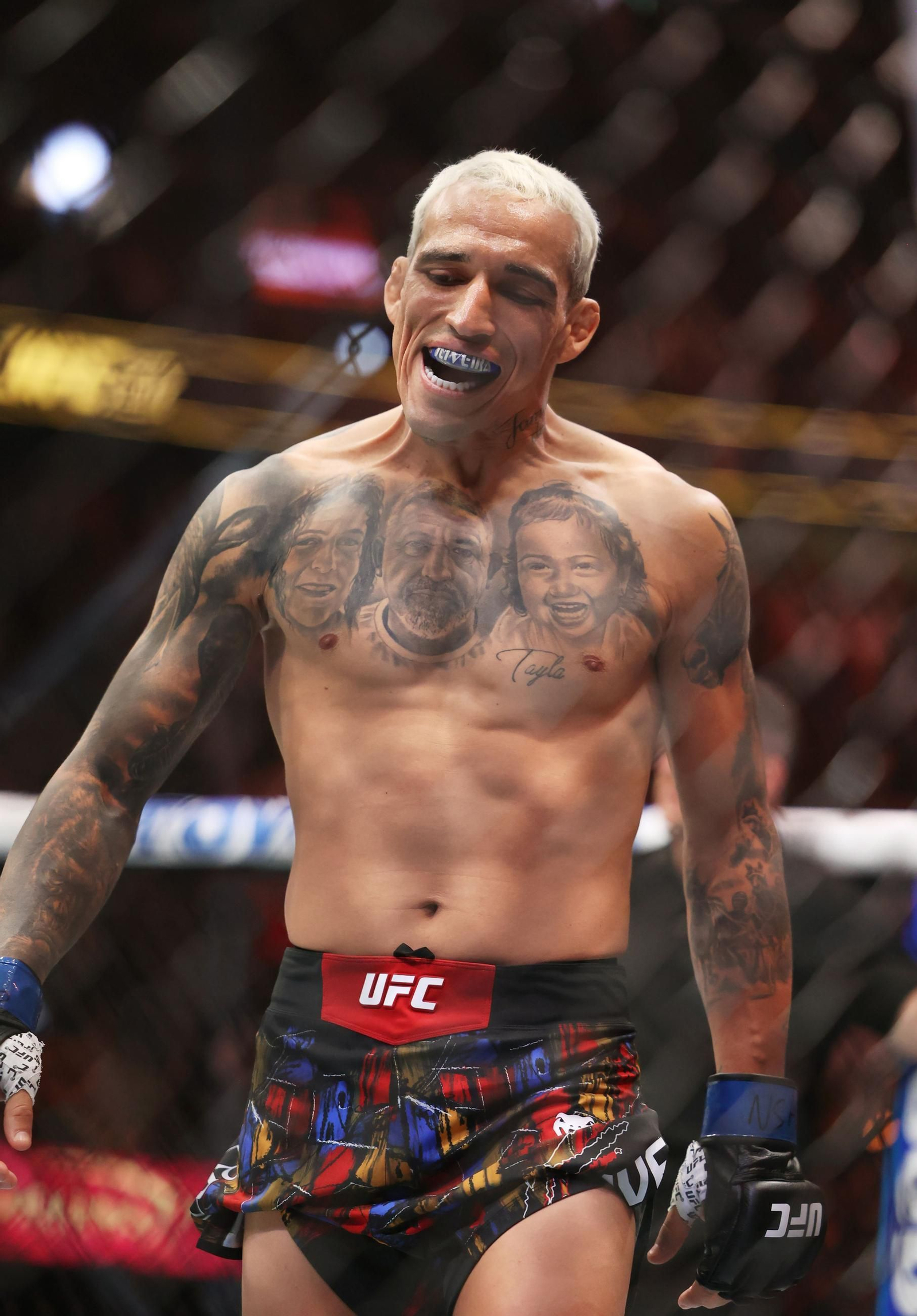 Las fotos del triunfo de Topuria ante Oliveira