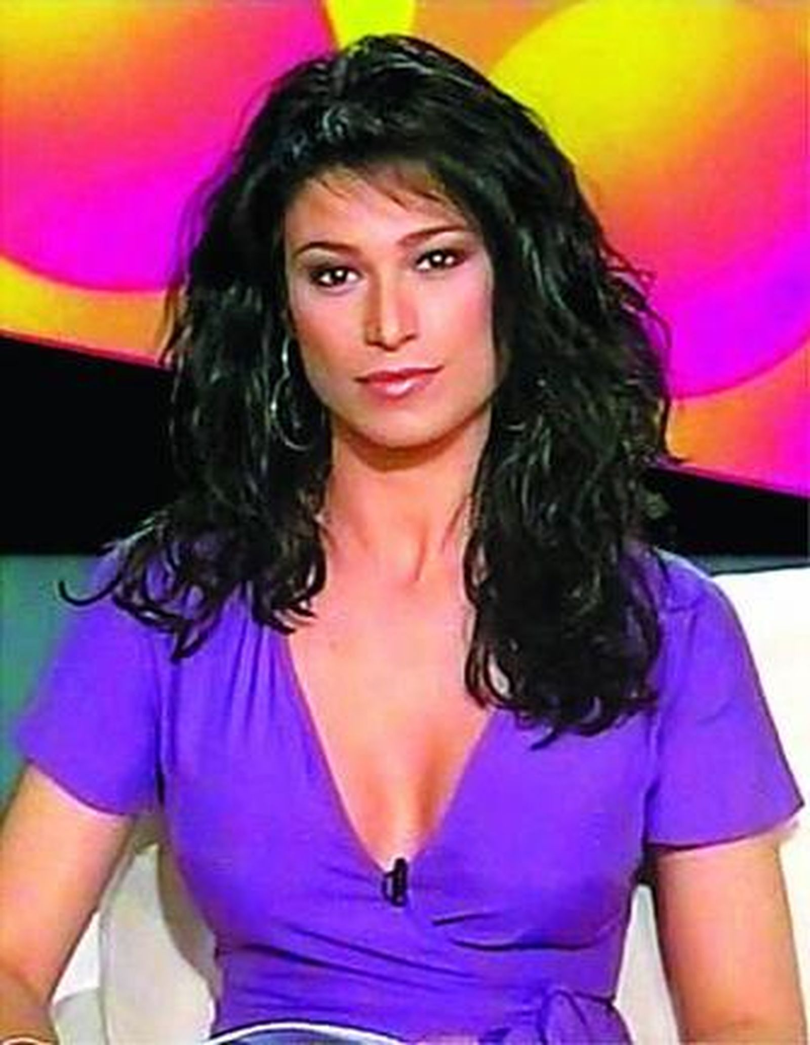 Sonia Ferrer conduce 'Gente' junto a María José Molina.