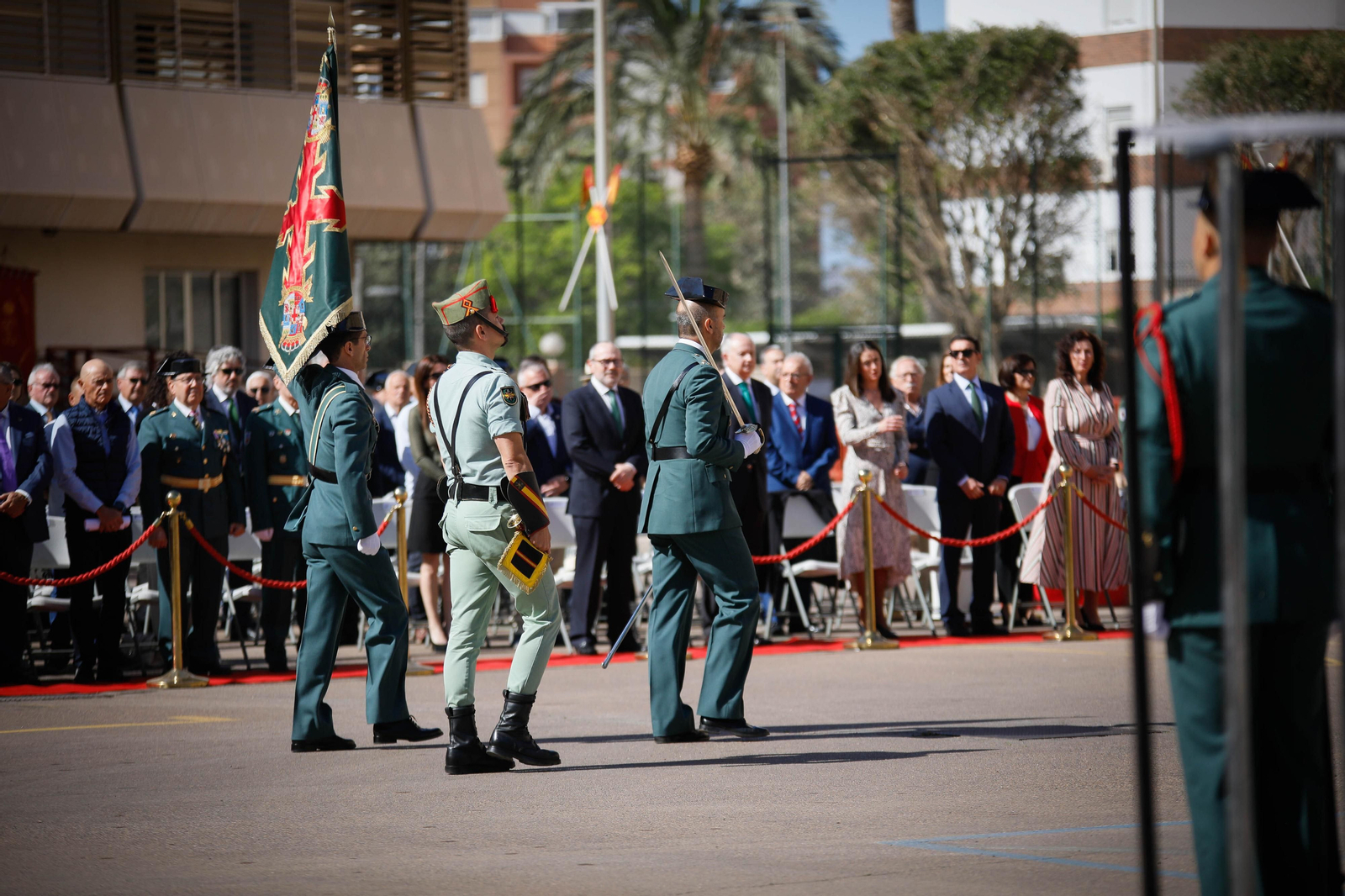 Fotogalería del 180 aniversario de la Guardia Civil.