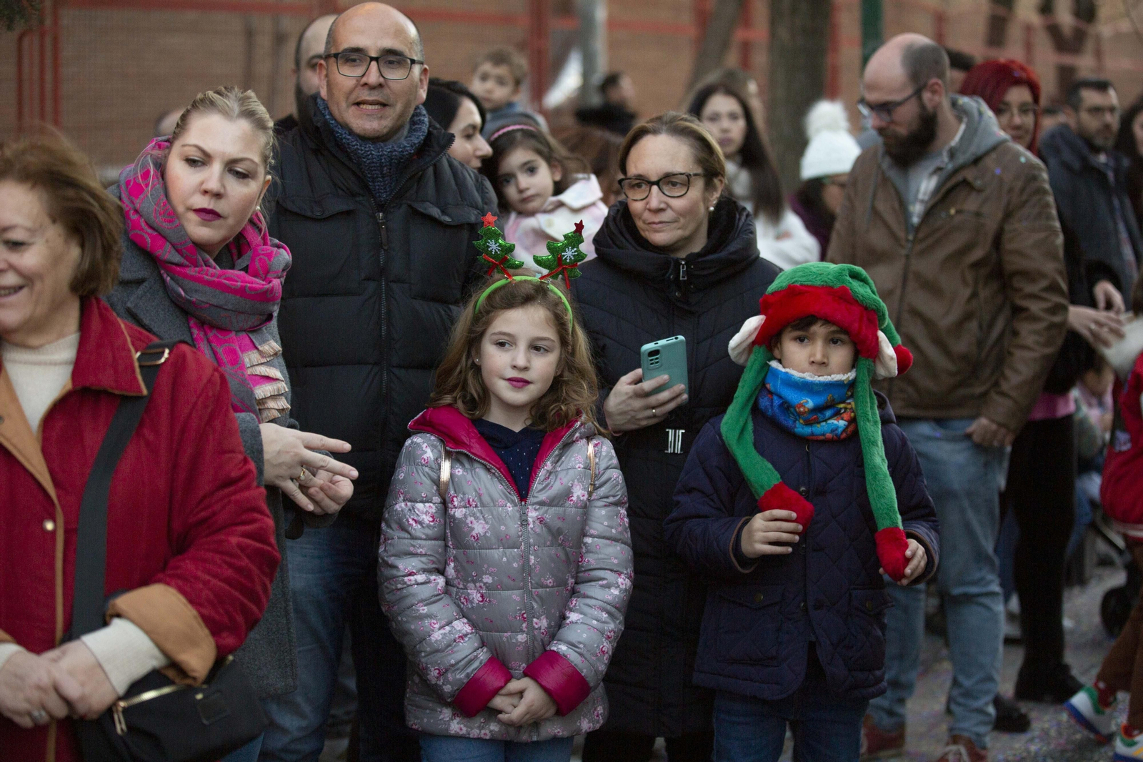 Así ha sido la cabalgata de Papa Noel por Granada