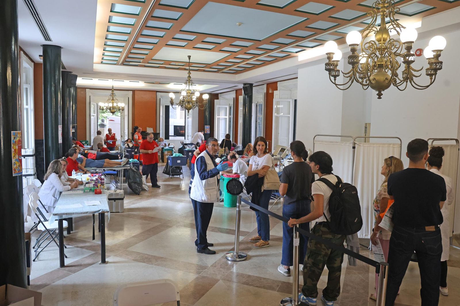 Imágenes de la macrocolecta de sangre y plasma en la Casa Colón