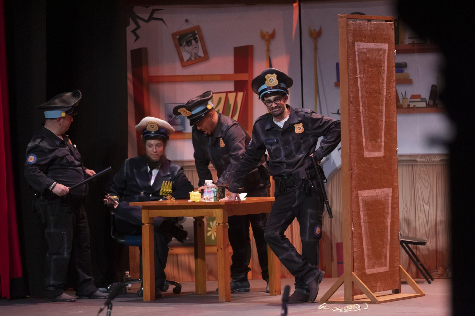 Imágenes de la actuación del cuarteto de Huelva “La F.O.P.A.C.” en la Final del Carnaval Colombino