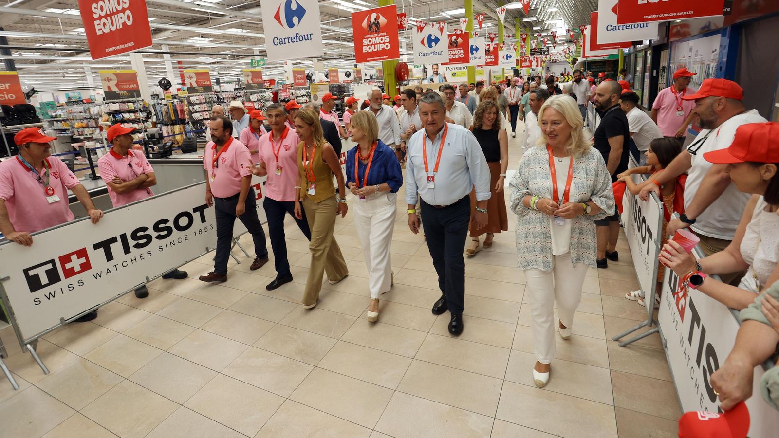 Así fue la salida de la Vuelta España desde Carrefour Sur en Jerez