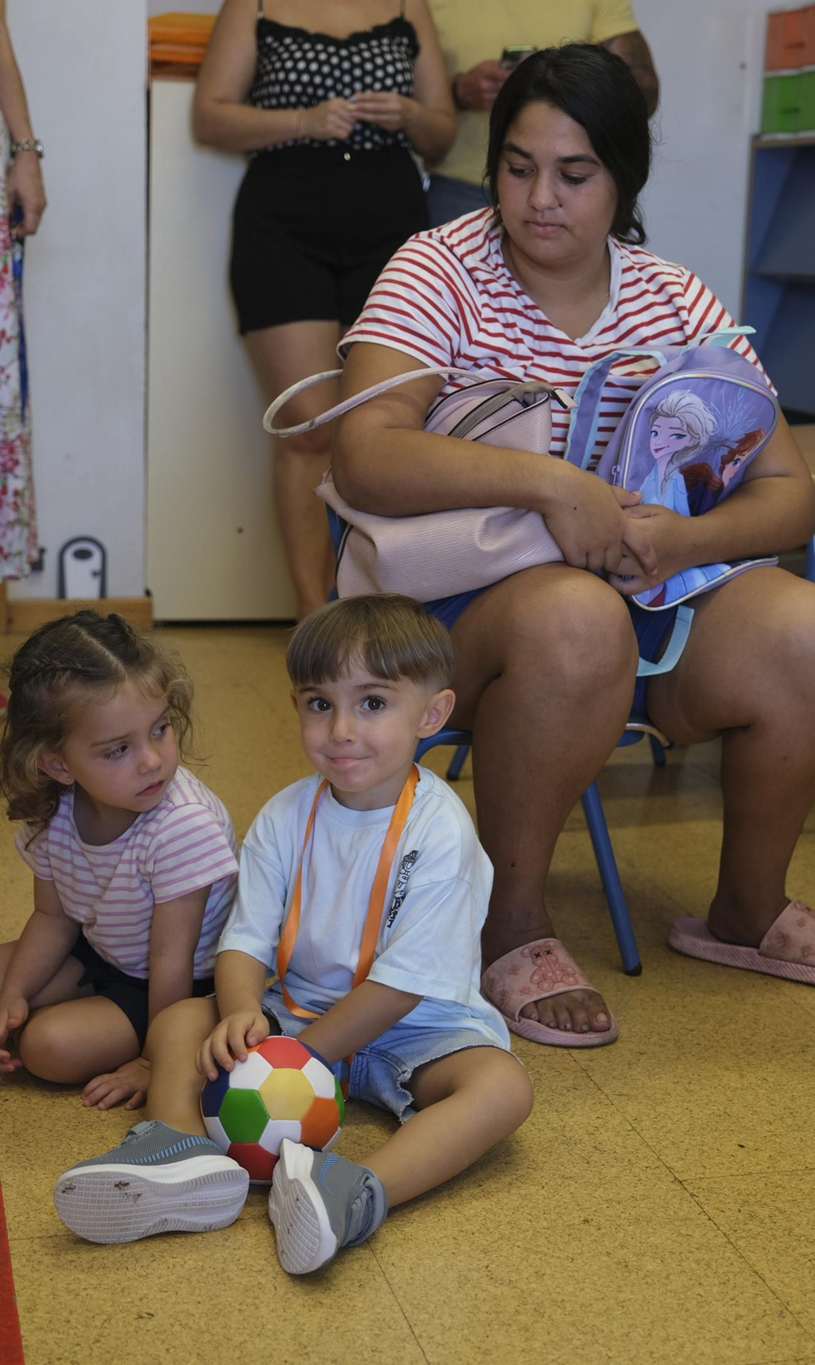 El curso escolar empieza en el Colegio Ginés Morata de Almería, en imágenes