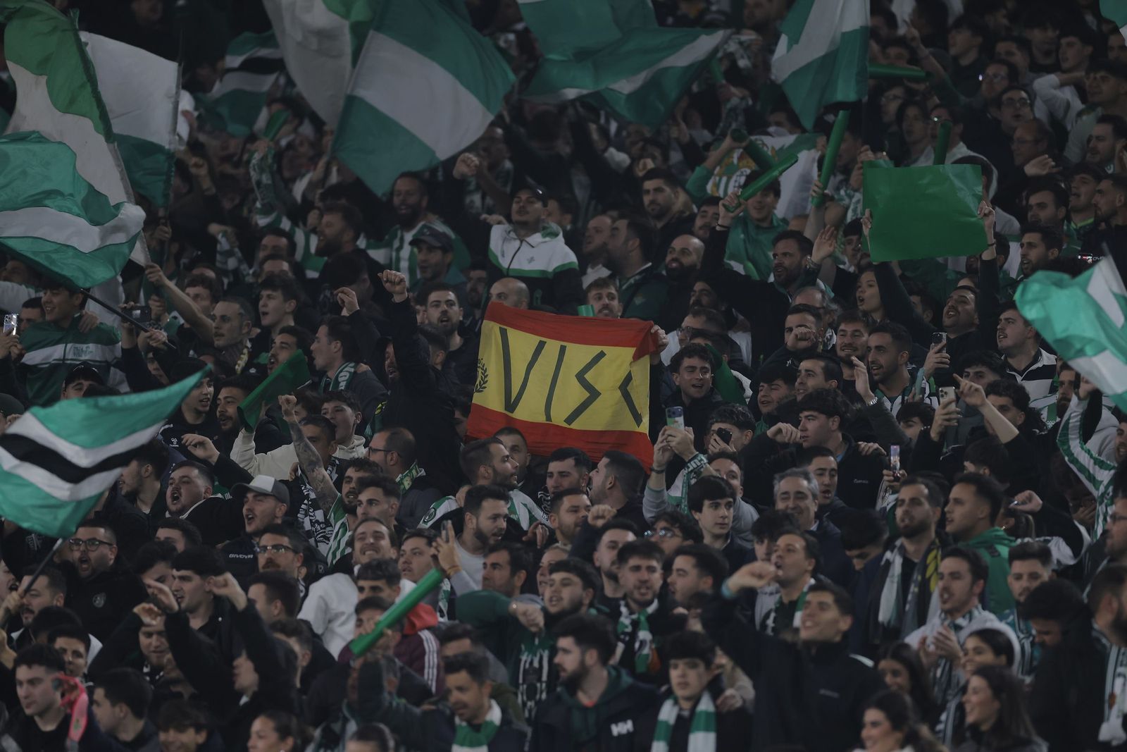 Búscate en las fotos del Betis - Atlético de Madrid