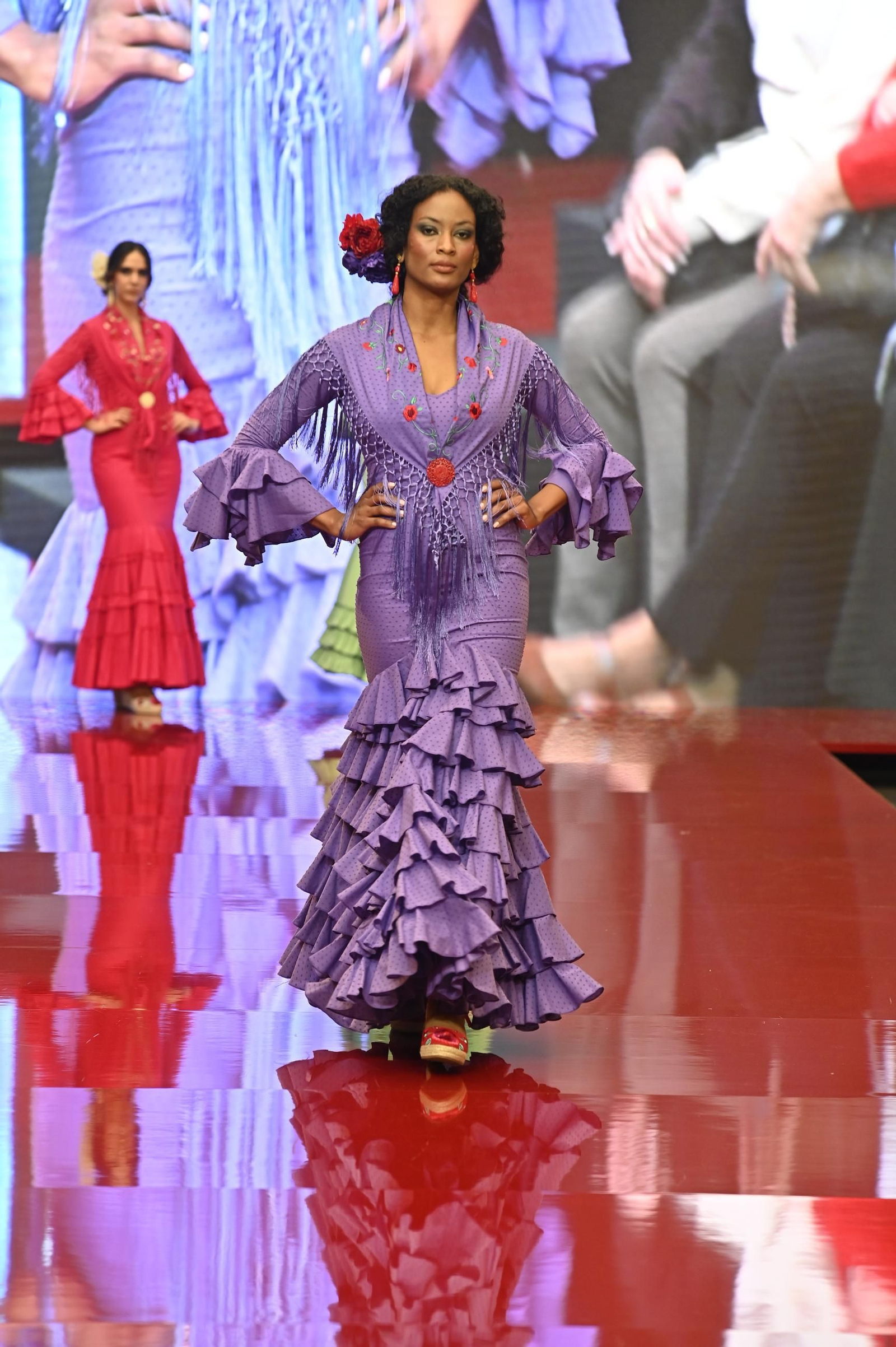 Huelva Flamenca 2025: Desfile de Micaela Villa