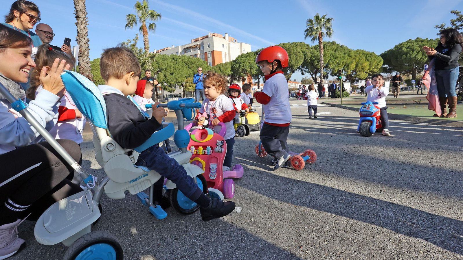Carrera infantil a beneficio del pequeño Martín