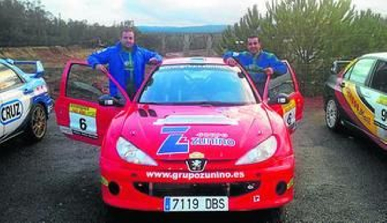 El granadino Ignacio Ramírez (i) y el onubense Miguel Ángel Zunino.