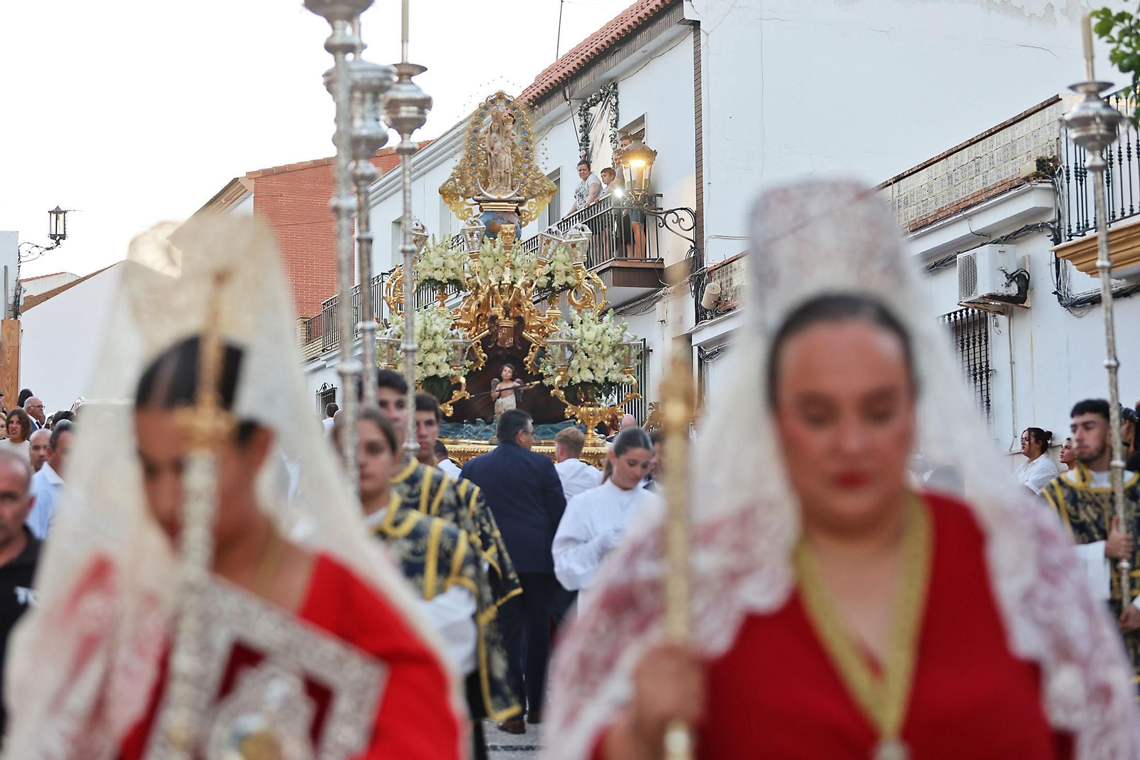 Imágenes de la procesión de Nuestra Señora de los Milagros en Palos de la Frontera Imágenes de la procesión de Nuestra Señora de los Milagros en Palos de la Frontera