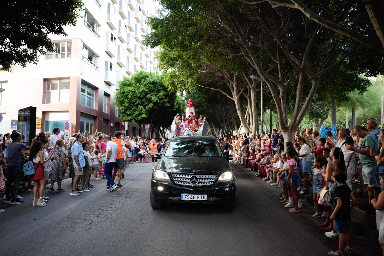 Así se ha vivido la Batalla de Flores en la Feria de Almería