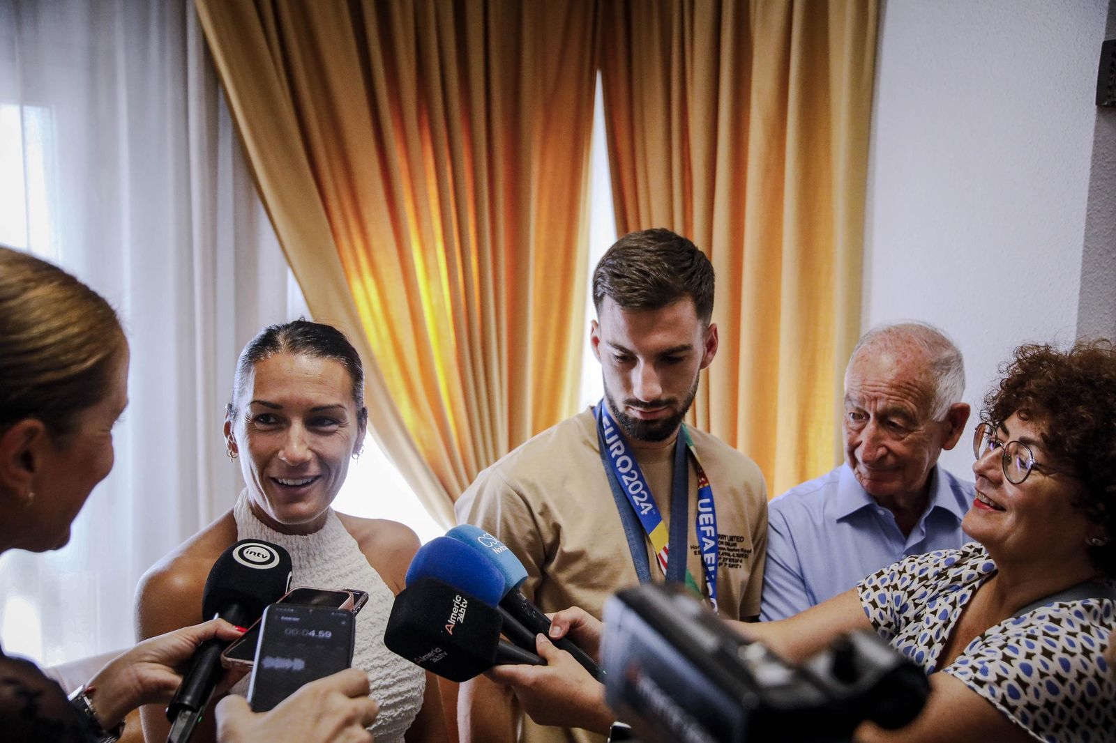 Álex Baena en el Ayto de Roquetas de Mar, en imágenes