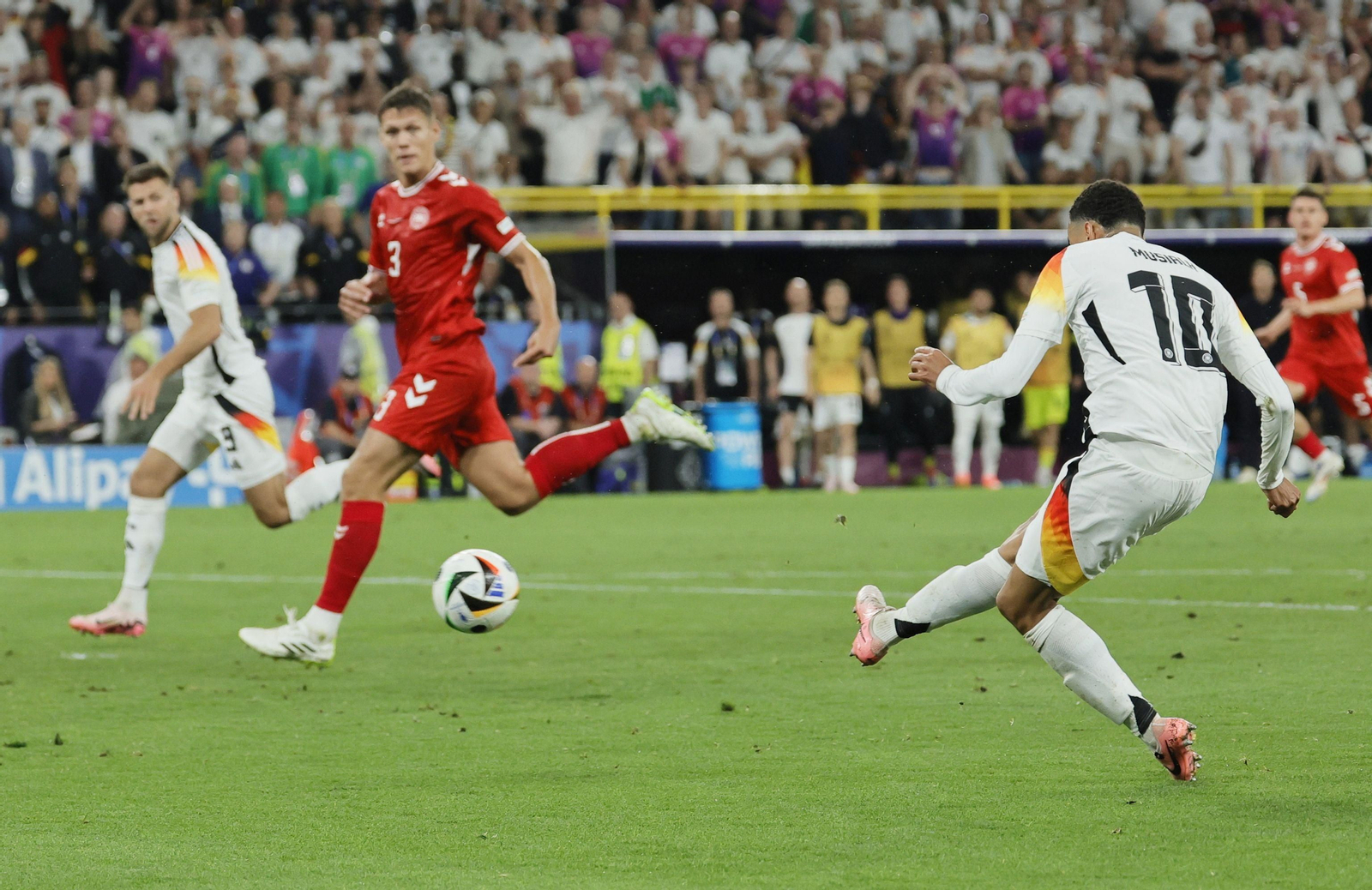 Las mejores fotos del Alemania - Dinamarca