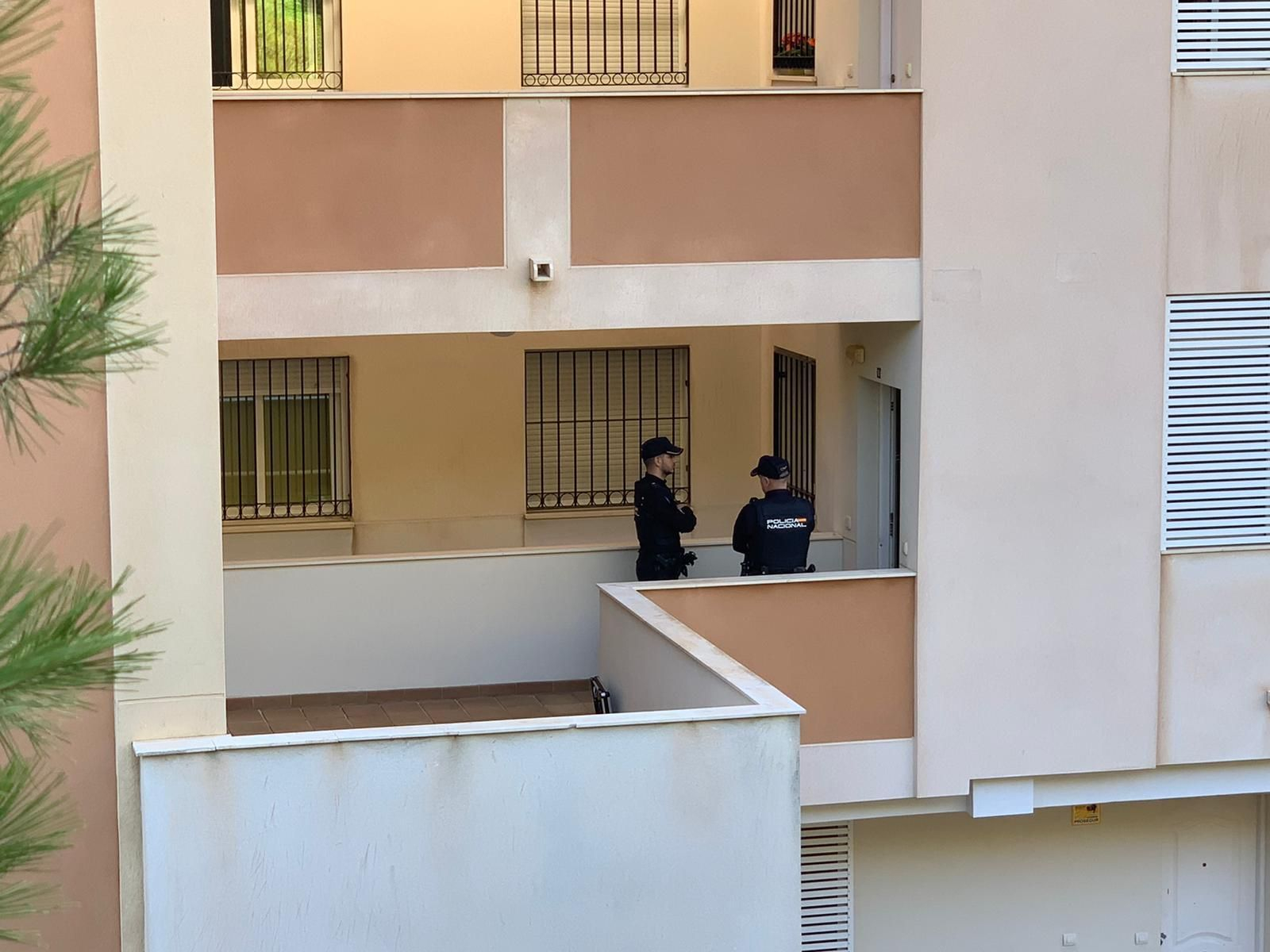 La vivienda de Benalmádena en la que se han producido los hechos esta pasada madrugada.