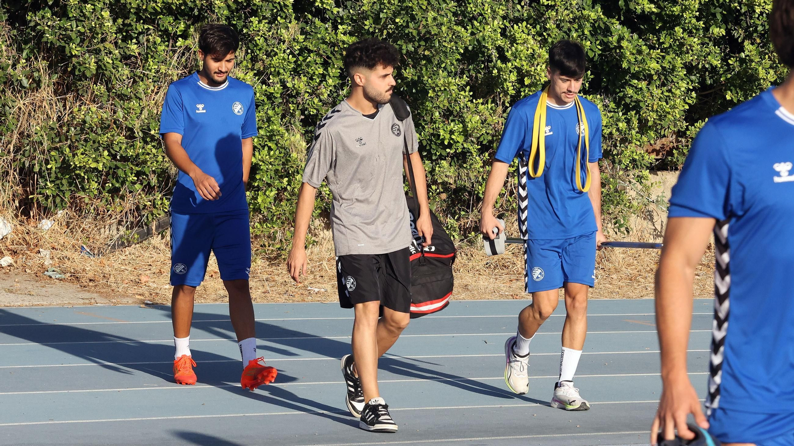 Las fotos del primer entrenamiento de la pretemporada 2025 del Xerez DFC