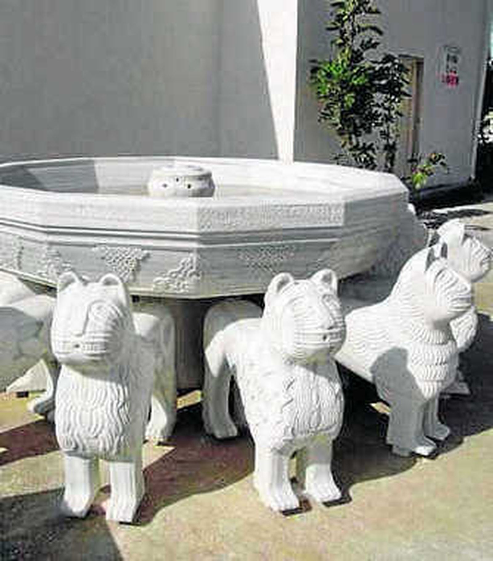 Esta es la réplica de la fuente.