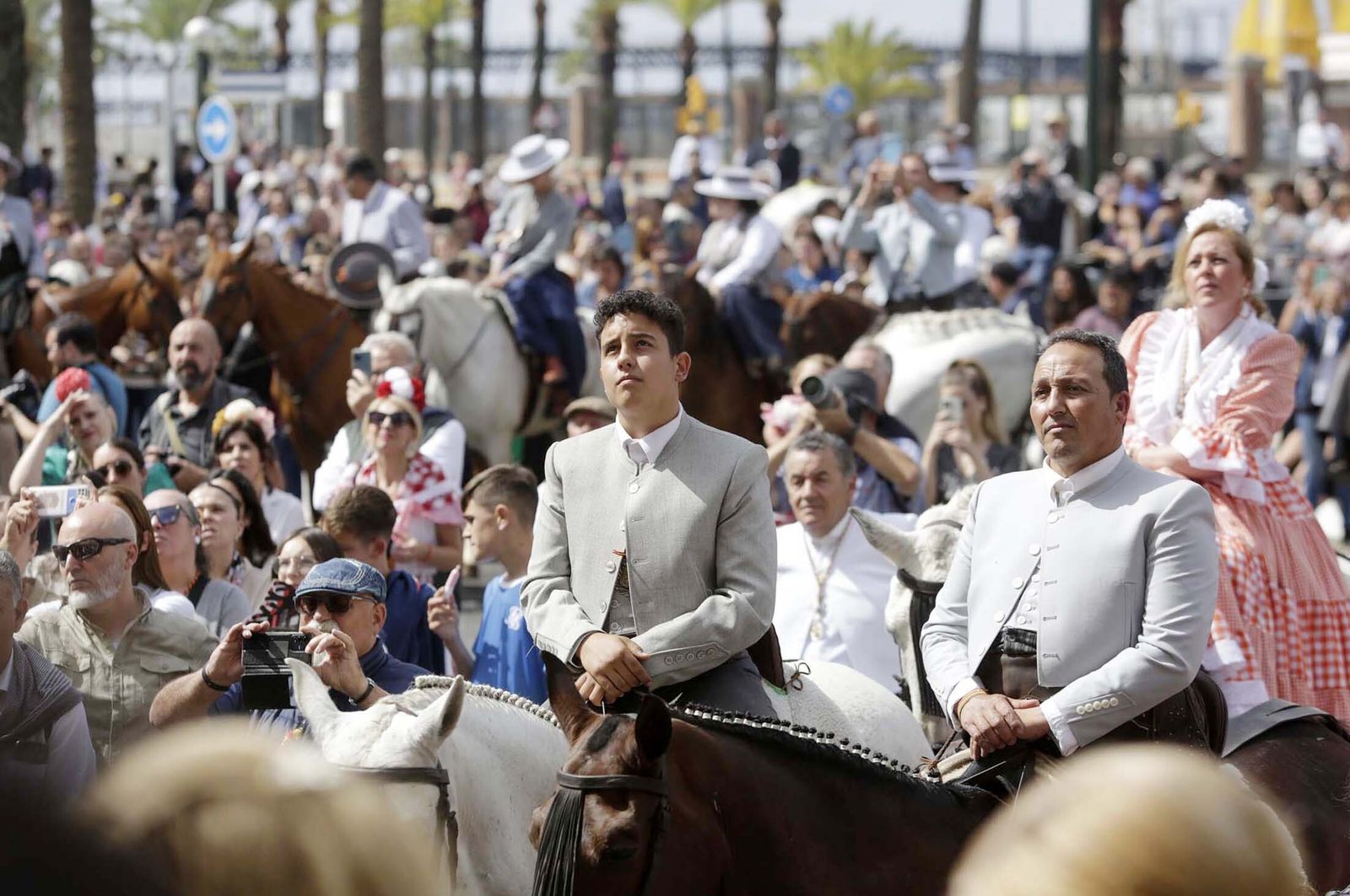 El Rocío 2023: Imágenes de los peregrinos de la Hermandad de Emigrantes