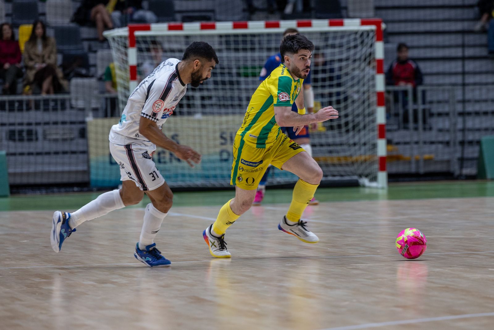 Las mejores imágenes de las tablas entre Jaén Paraíso Interior FS y Noia Portus Apostoli
