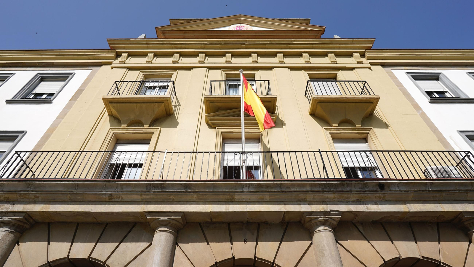 Entrevista con el comandante naval Fernando García, en la sede la comandancia de Algeciras