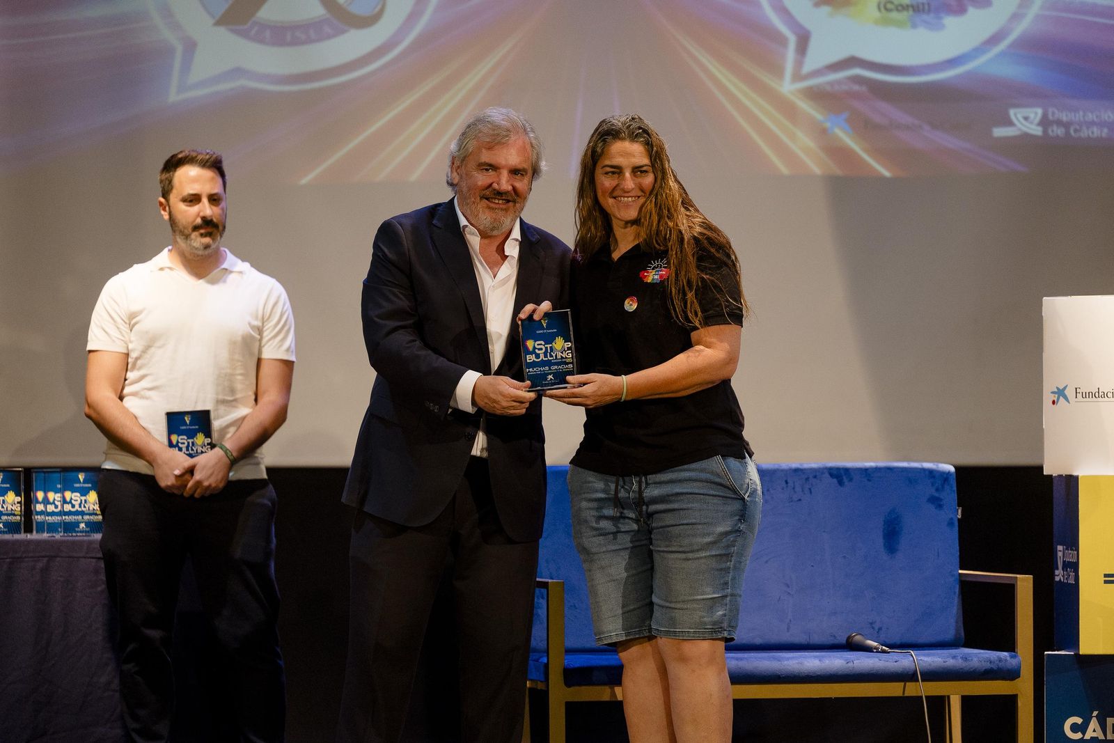 Las imágenes del acto de entrega de reconocimientos de Stop Bullying, iniciativa de la Fundación del Cádiz.