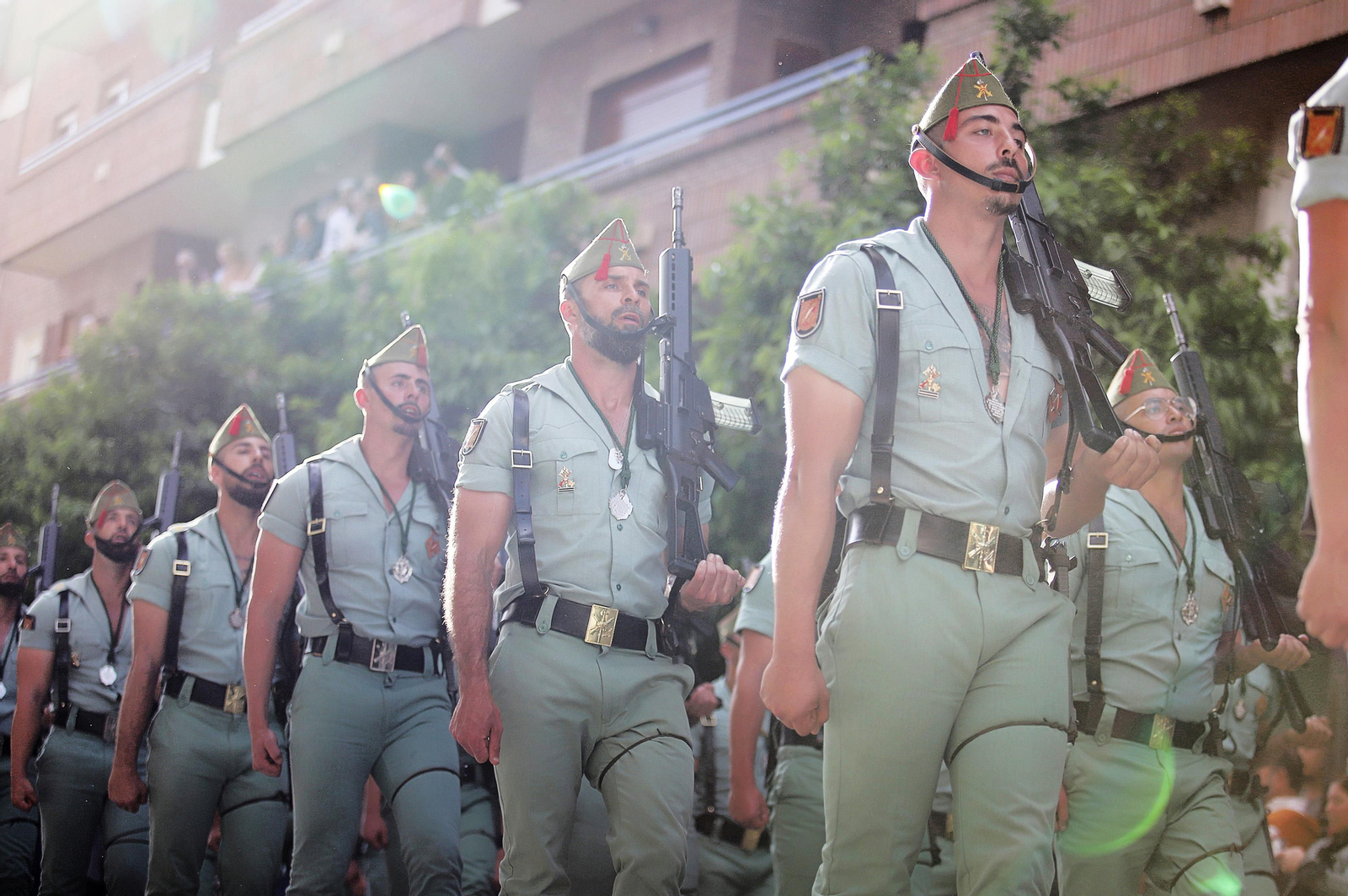 Sábado de Pasión: Imágenes de La Legión con el Cristo de la Vera+Cruz