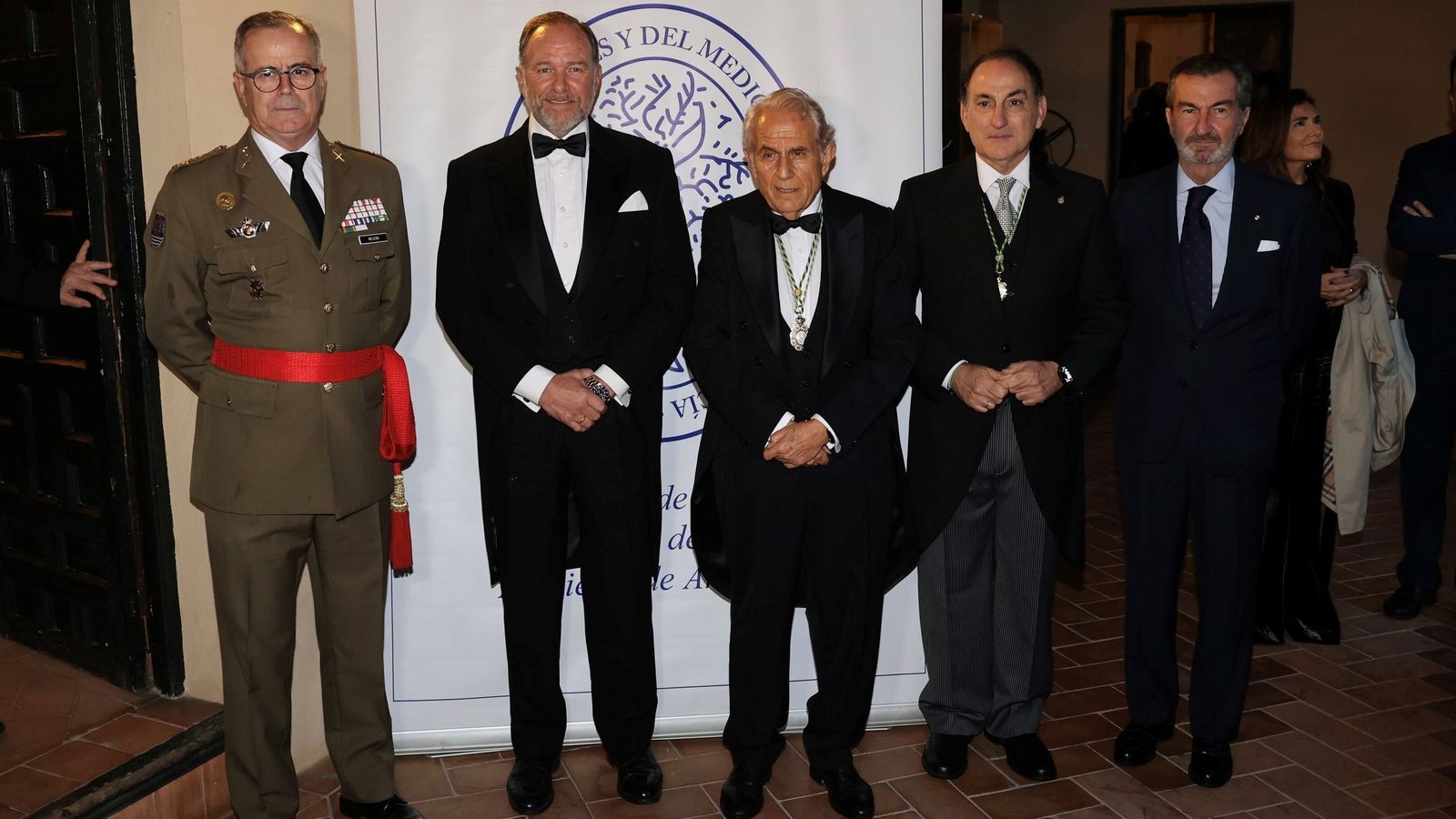 Foto de familia con Carlos Melero, José Luis García-Palacios, Antonio Pascual, Javier González de Lara y Marcelo Maestre. 