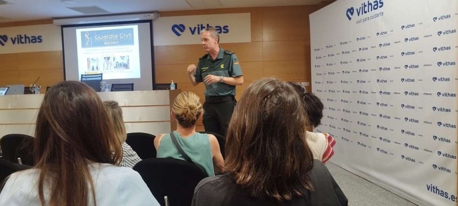 Un momento de la formación impartida en el Hospital Vithas Sevilla.