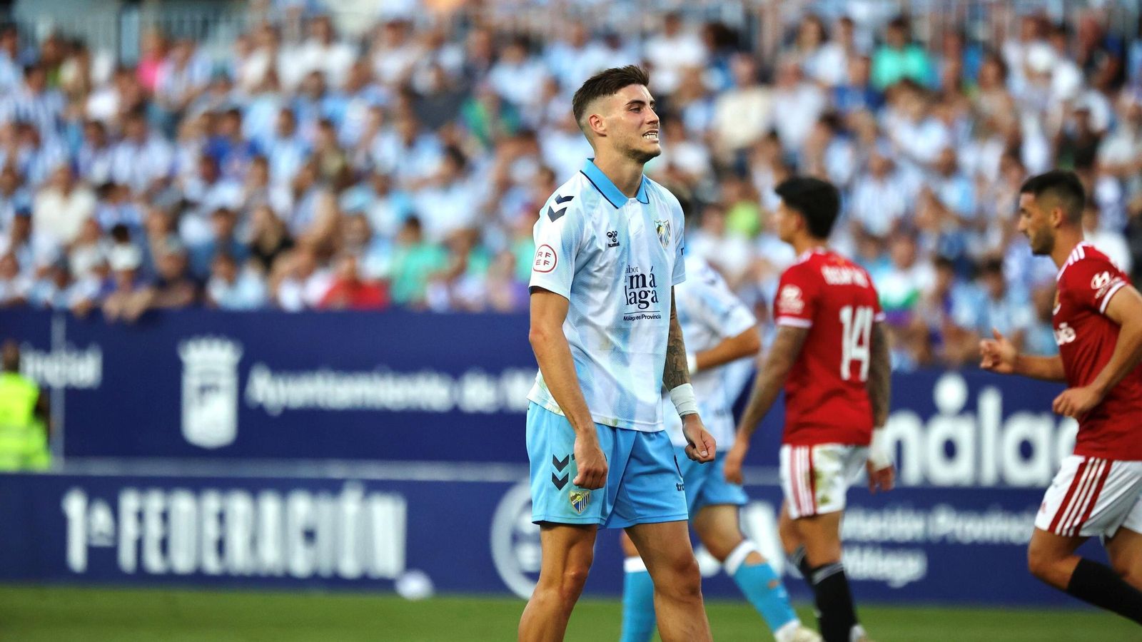 Roberto, su paso por el Málaga CF en fotos
