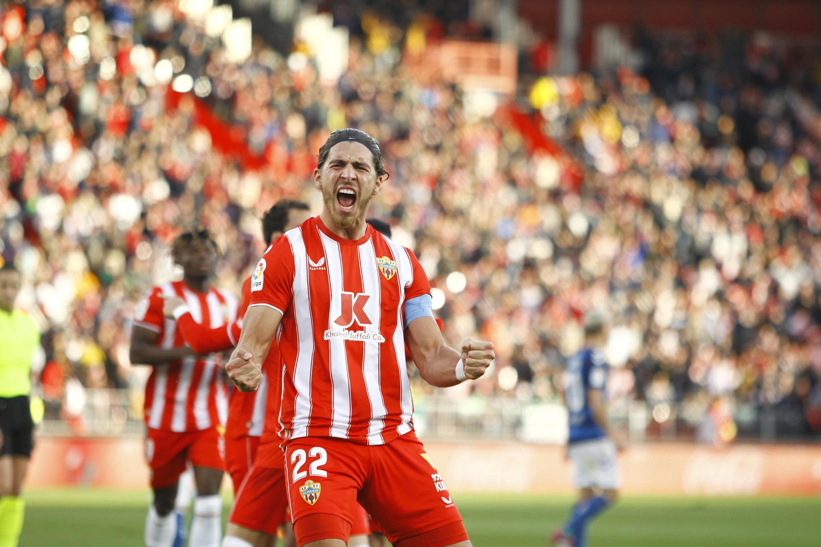 Imágenes del partido de fútbol U.D. Almería-Real Betis Balompié