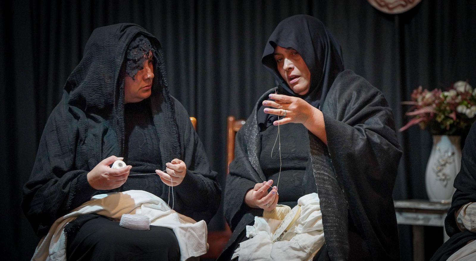 Imágenes del ensayo del grupo de teatro Yerbagüena de Santiago