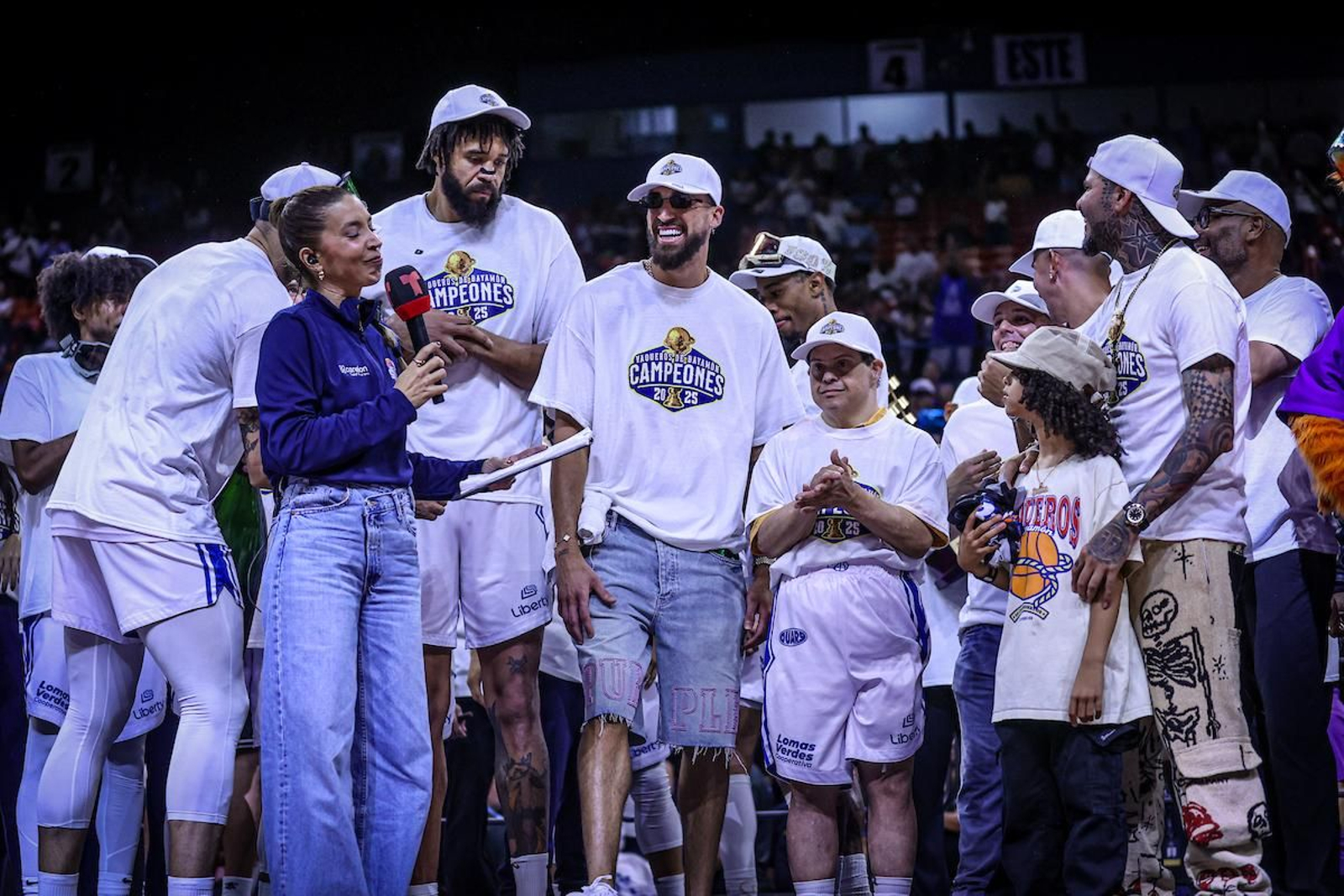 Título y despedida: Así festejó Chris Duarte la corona en Puerto Rico