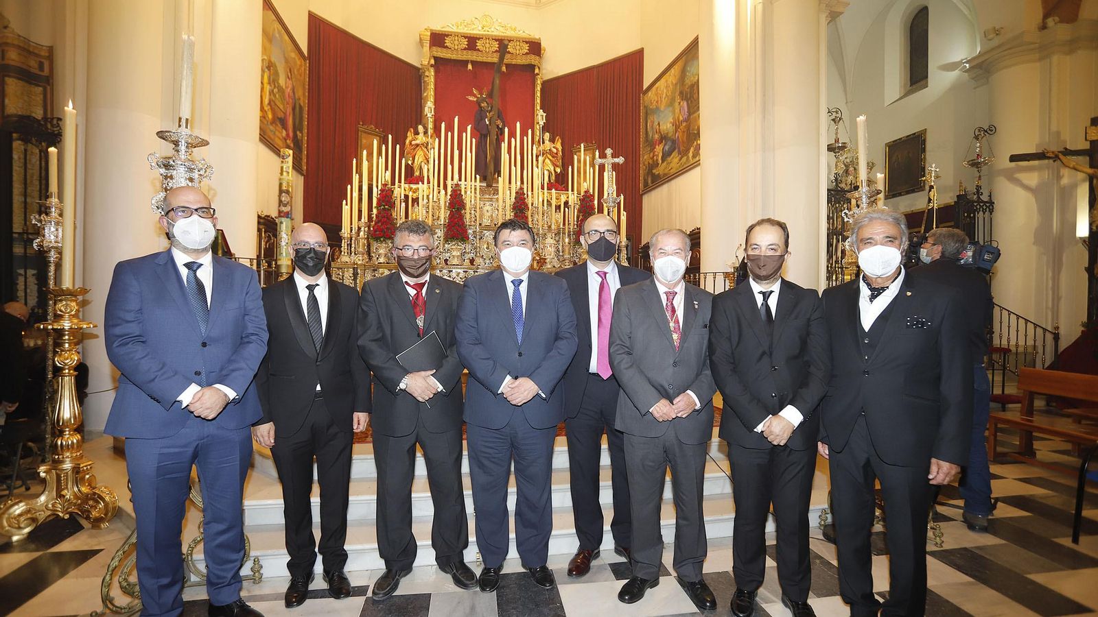 De izquierda a derecha: Javier Ronchel, Francisco de la Poza, José Antonio Vieira, Gabriel Cruz, Manuel Vargas, Antonio González, Jesús Prada y Mario Garrido.